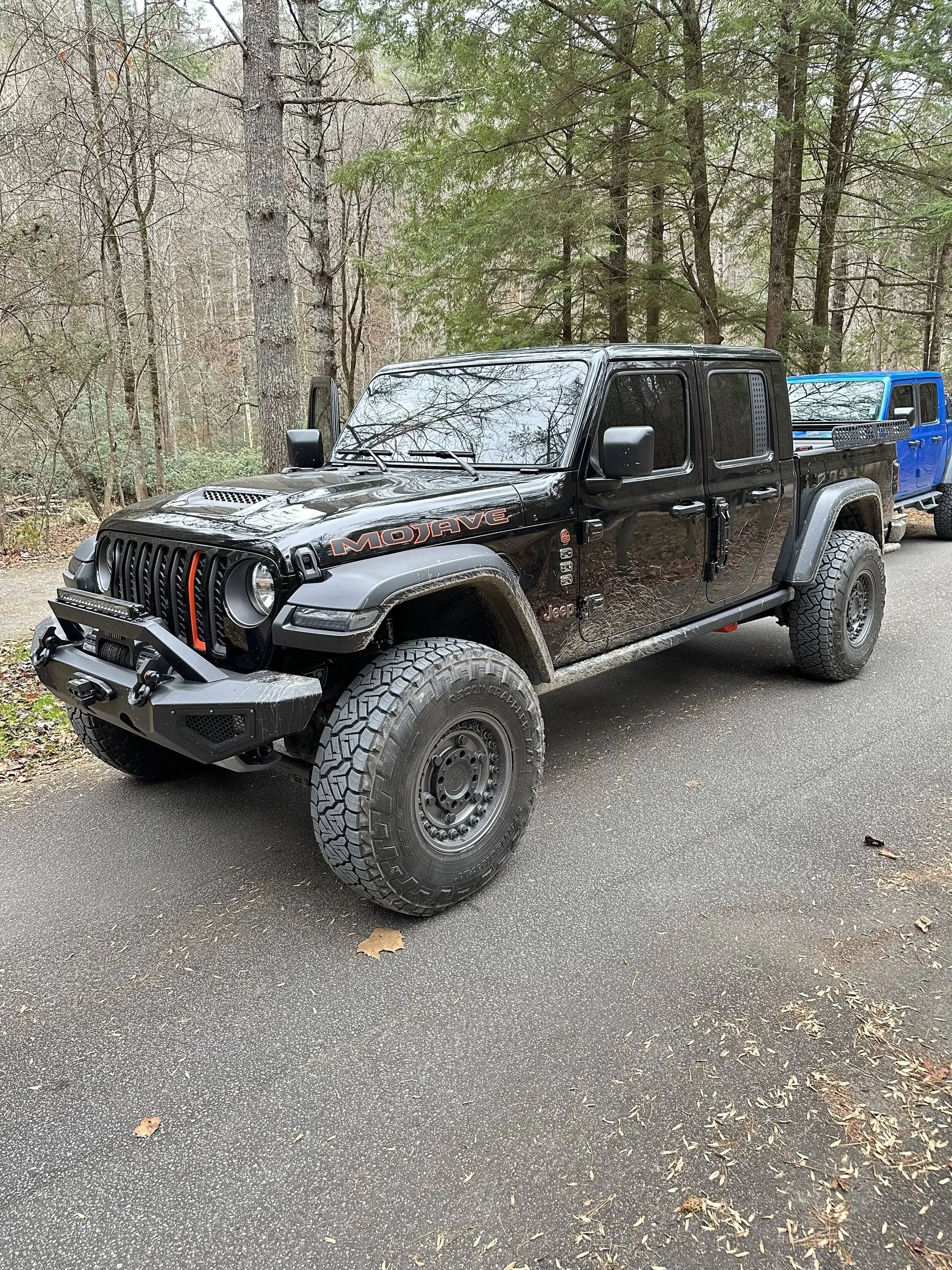 Jeep Gladiator They Do Exist!!! 37X11.50R17 IMG_4065