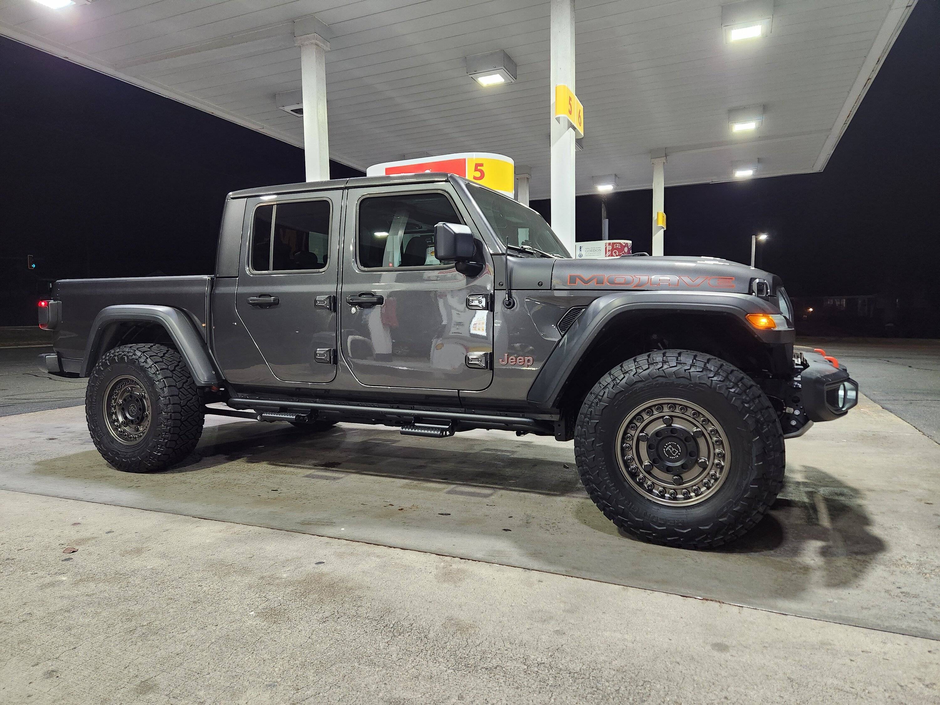 Jeep Gladiator The Choice.... 35's2