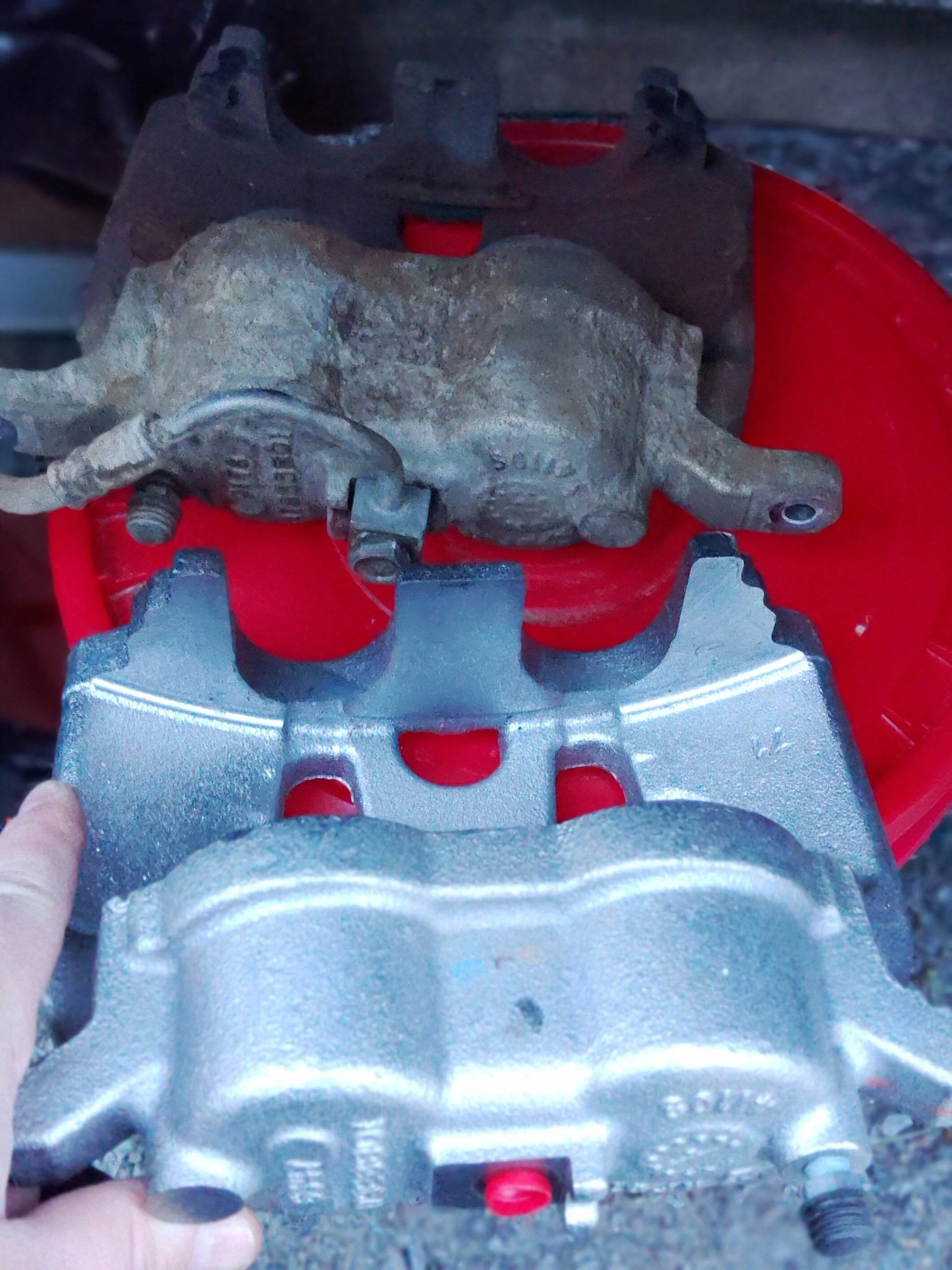Jeep Gladiator Front Caliper for 2020 JT Sport S - I was "sold" a JL Rubi caliper, bleeder in wrong location? KIMG0249_01_BURST1000249_COVER