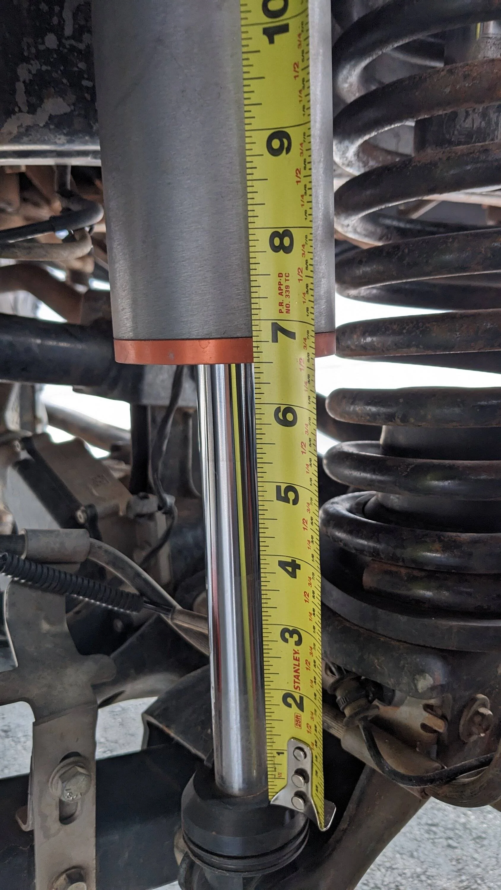 Jeep Gladiator Pre-Runner Springs - lots of rear wheel travel PXL_20240105_162348122