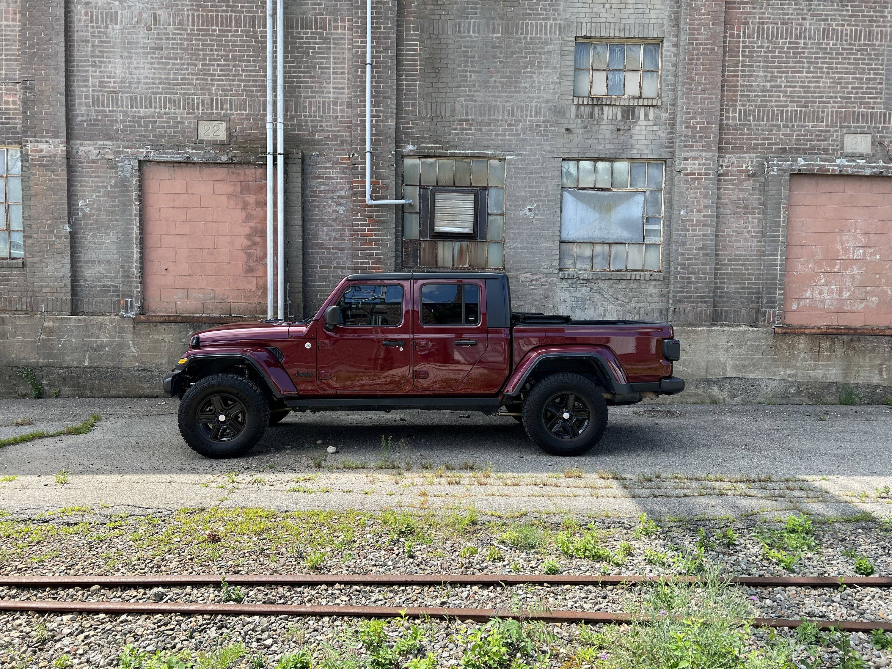 Jeep Gladiator Hey y'all. I'm new to the jeep/off-road world. Any advice would help! IMG_8329