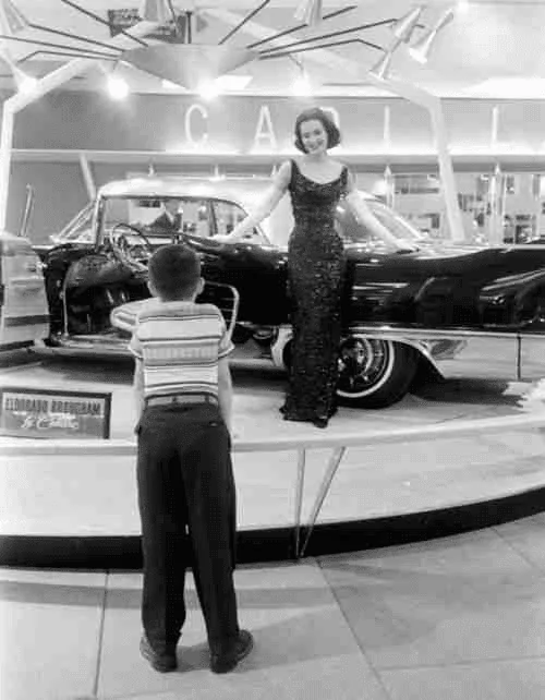 Jeep Gladiator Stellantis withdrawal from the North American auto show circuit. 1704655877203