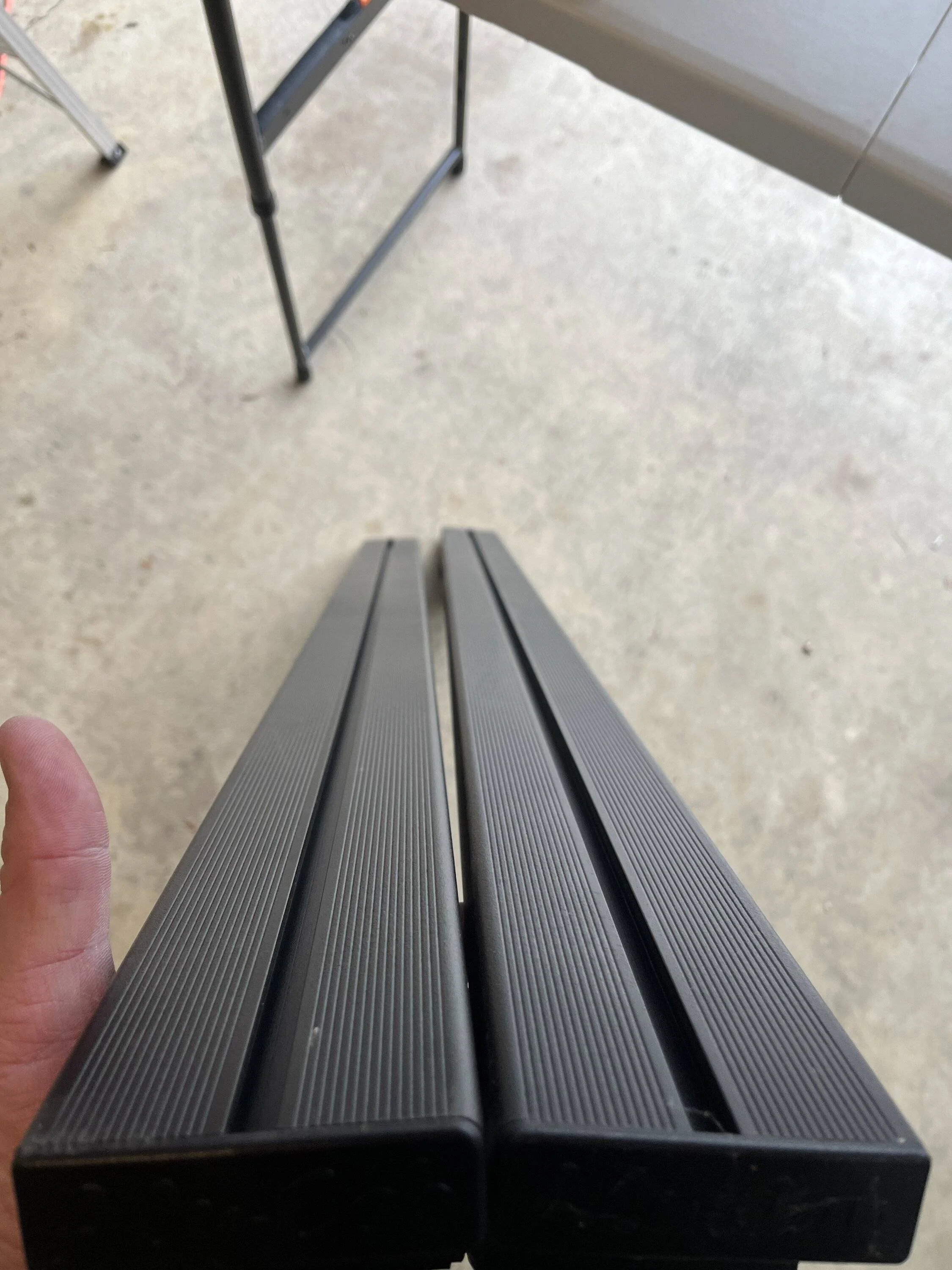 Jeep Gladiator Alu-Cab Rails & Mounts IMG_2074