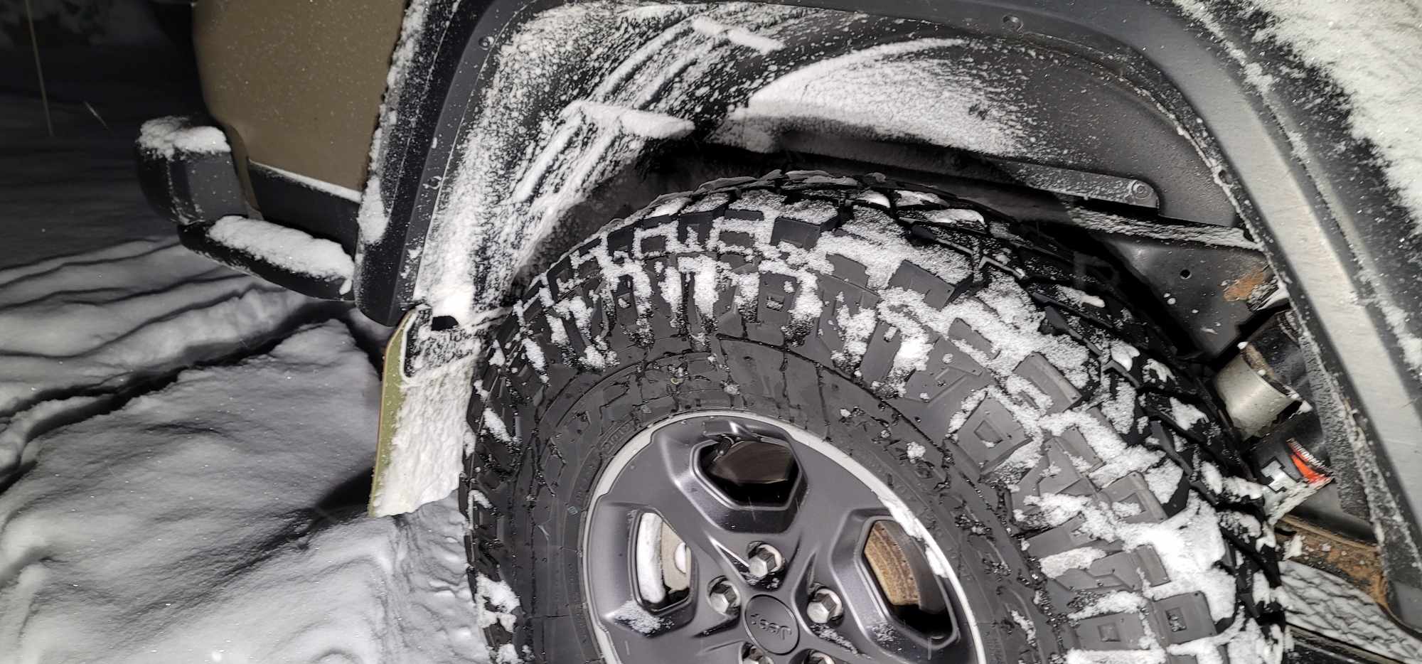 Jeep Gladiator EgulAye's mild hunting build (is it an overland build?) 411859358_1331785464207221_3079416530301124572_n