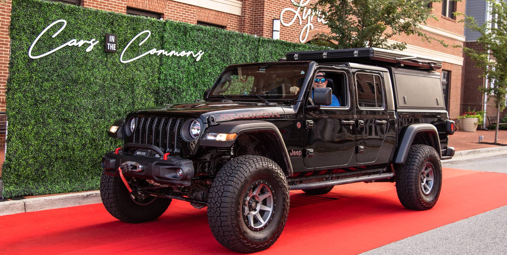 Jeep Gladiator Clayton 1.5" Ride Right Lift Kit lnstalled! Plus Fifteen52 Analog, Bestop tonneau cover, and Jeep bumper! GladiatorRedCarpet2
