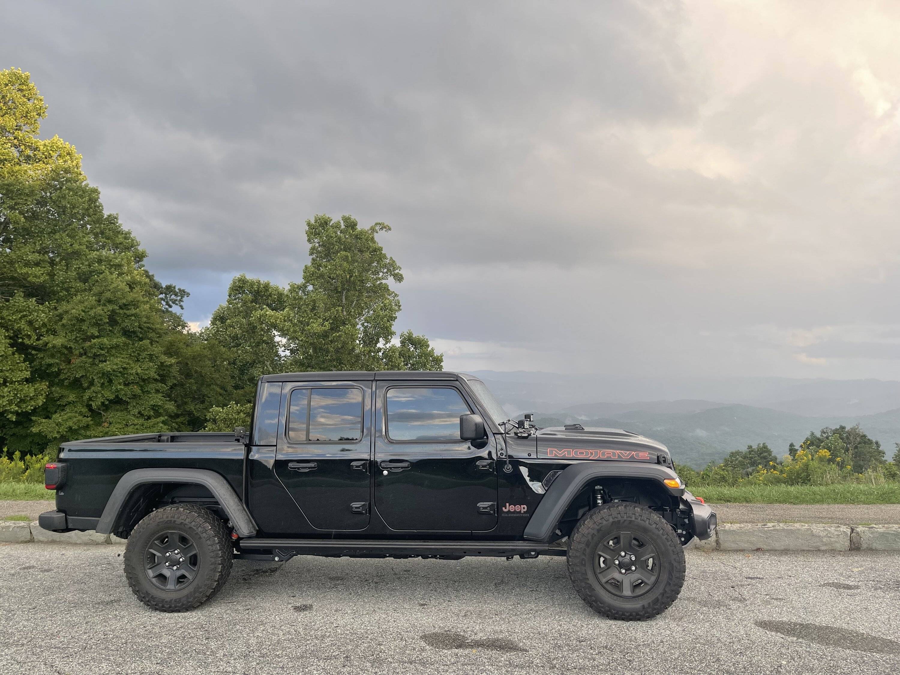 Jeep Gladiator Rooster the JT Mojave j_mountain