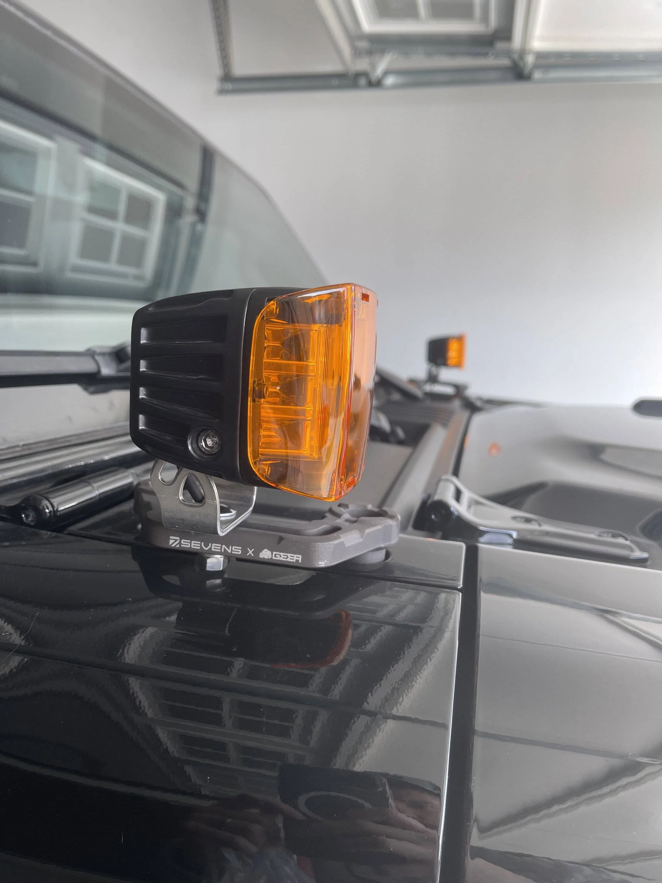 Jeep Gladiator Rooster the JT Mojave j_rigidamber