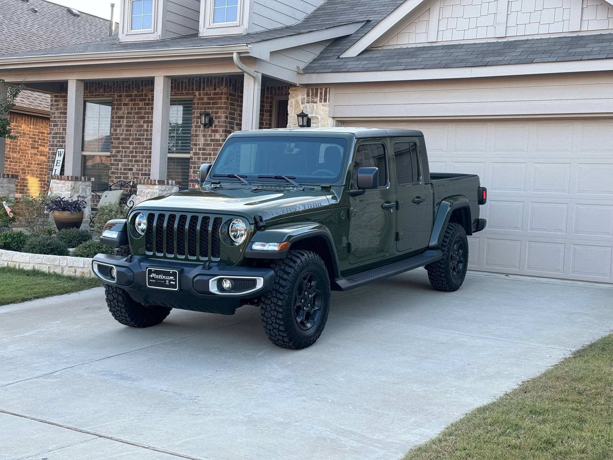 Jeep Gladiator SARGE GREEN Gladiator club Before 1