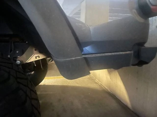 Jeep Gladiator Split rear fenders? Fender