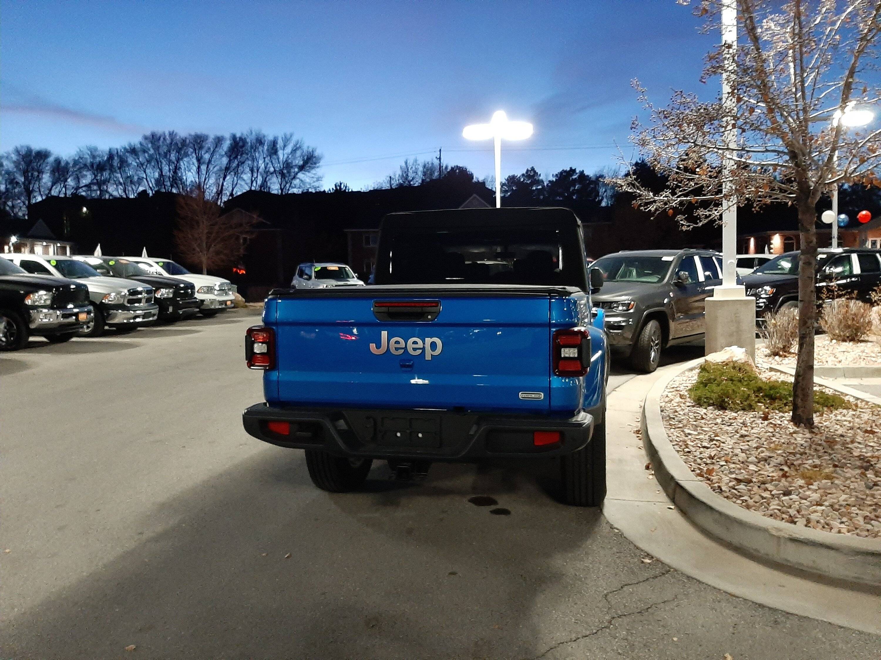 Jeep Gladiator It's Tushy Tuesday! Let's see those rear photos 20191111_174440