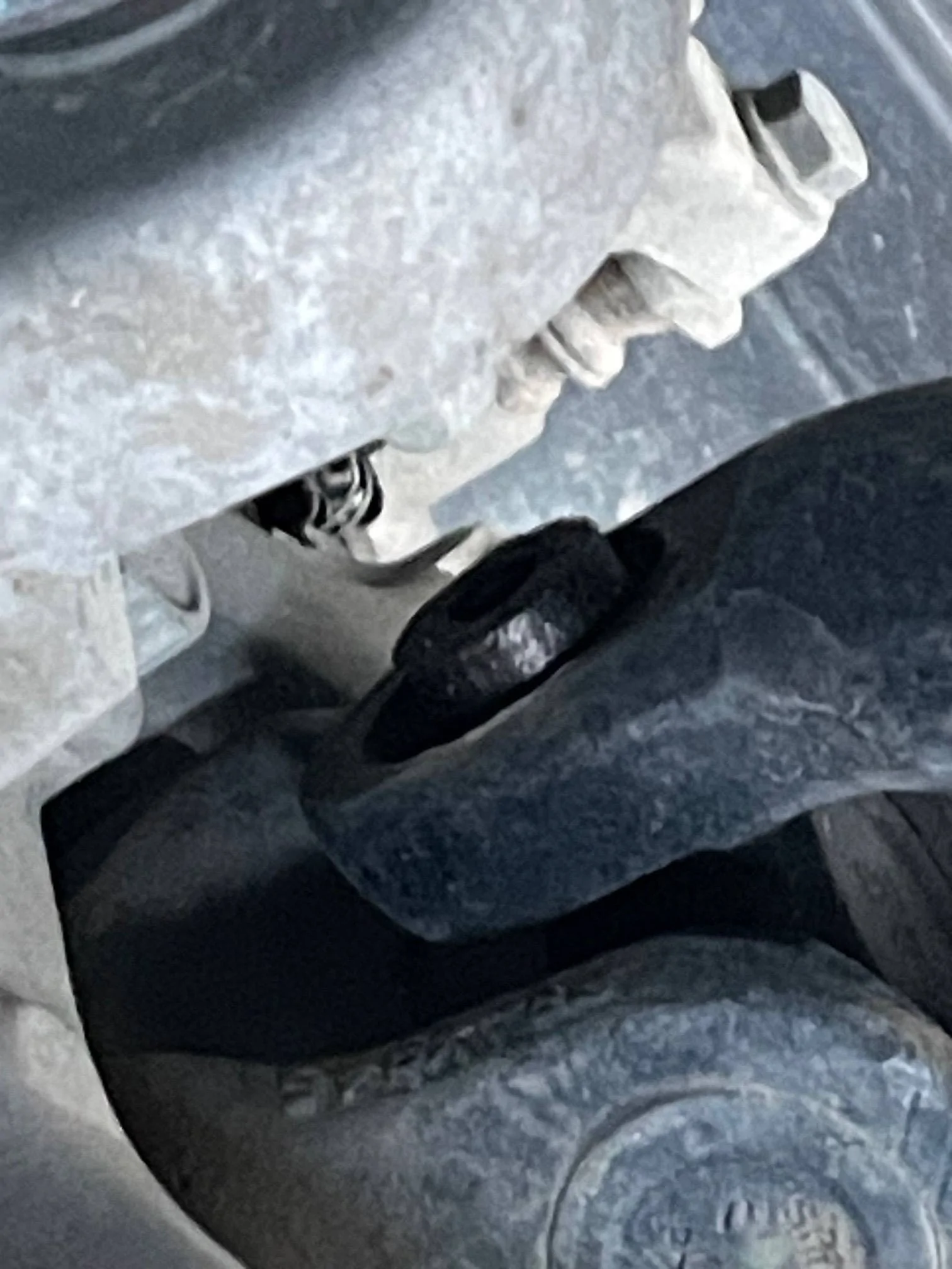 Jeep Gladiator Passenger side U Joint Broke Ujoint