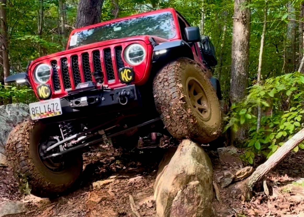 Jeep Gladiator FIRECRACKER RED Gladiator JT Club Jeep 2