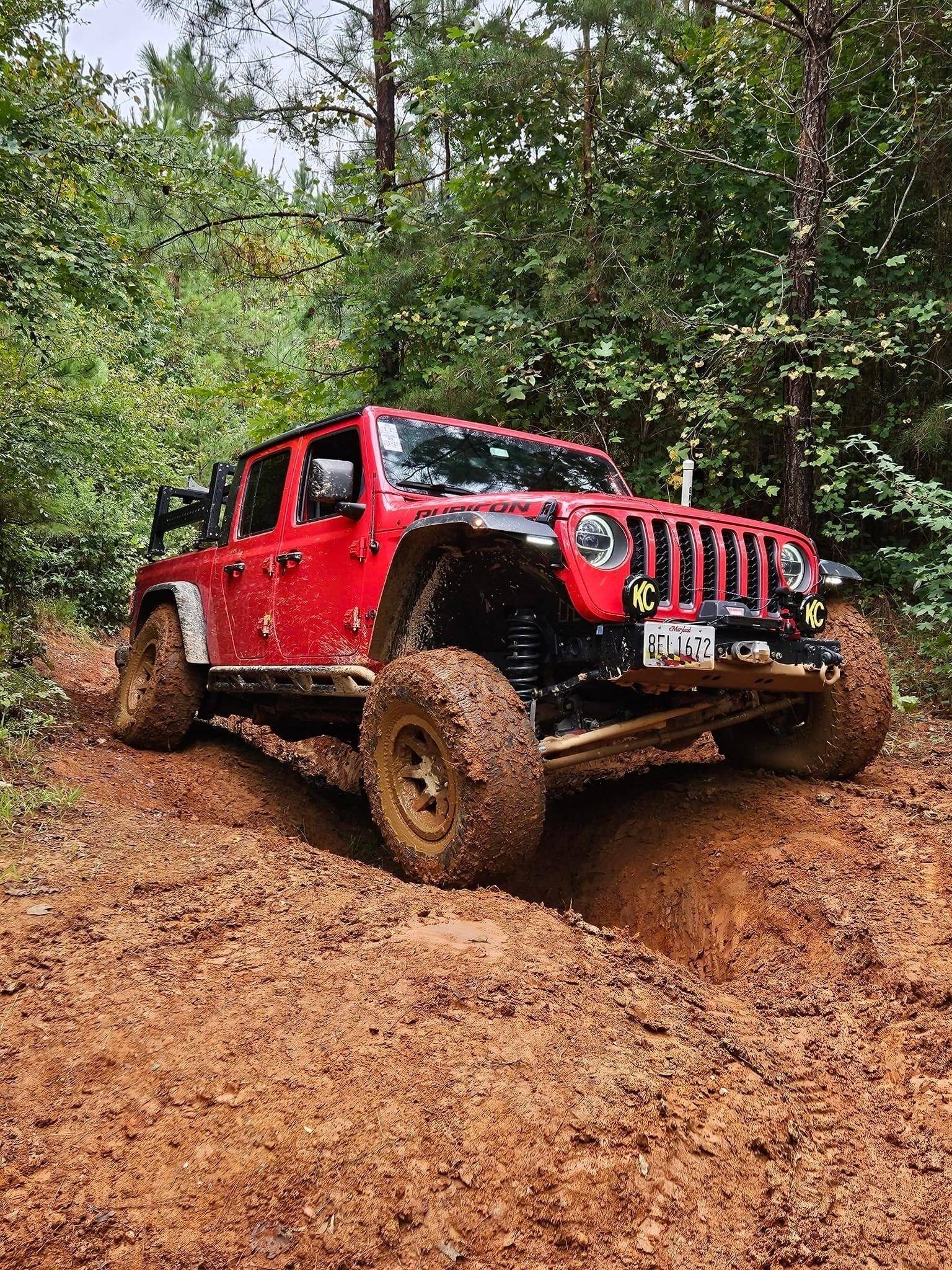 Jeep Gladiator FIRECRACKER RED Gladiator JT Club Jee