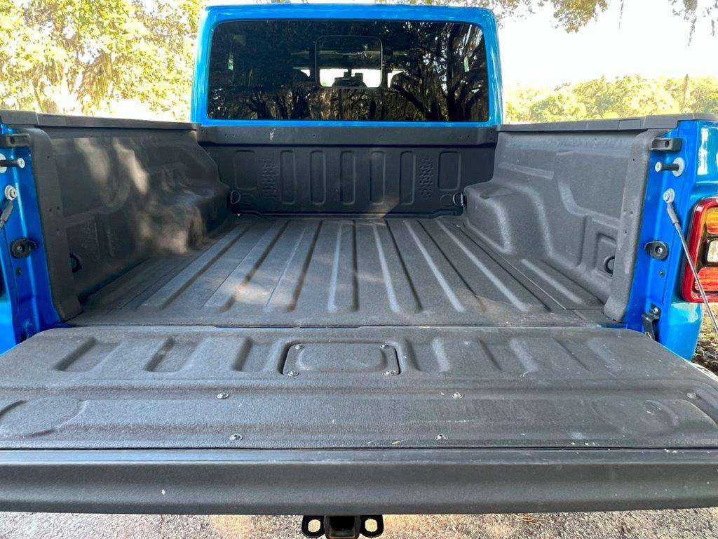 Jeep Gladiator 2021 JTR Hydro Blue, 40s, 5.38s, 32k miles IMG_2072