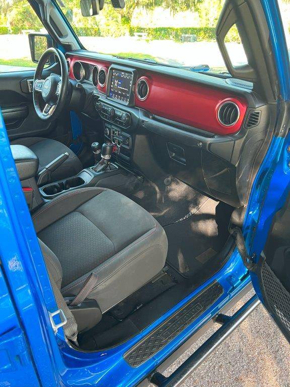 Jeep Gladiator 2021 JTR Hydro Blue, 40s, 5.38s, 32k miles IMG_2089