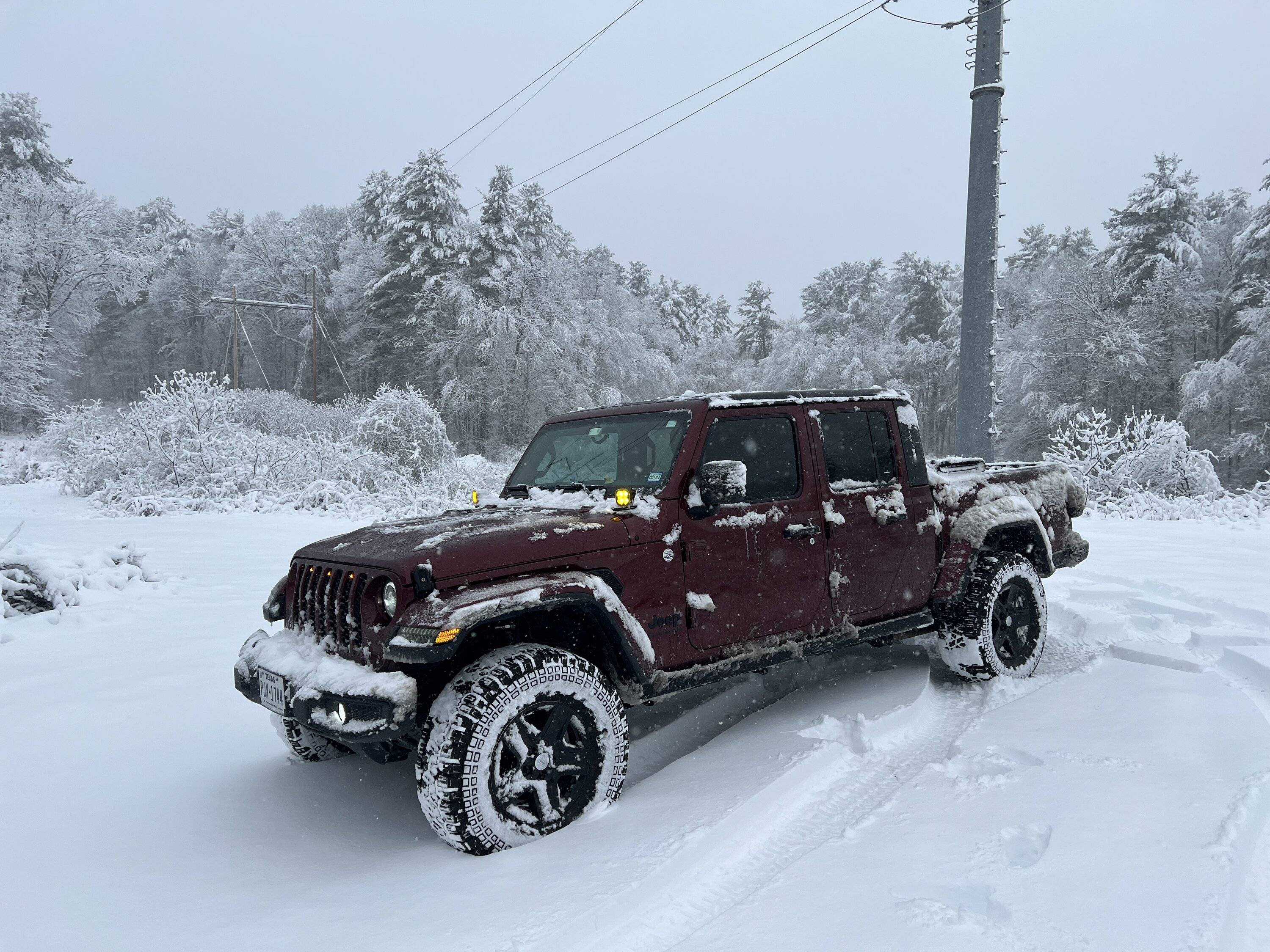 Jeep Gladiator Gladiators Snow Wheeling - Post Your Pics! IMG_0511