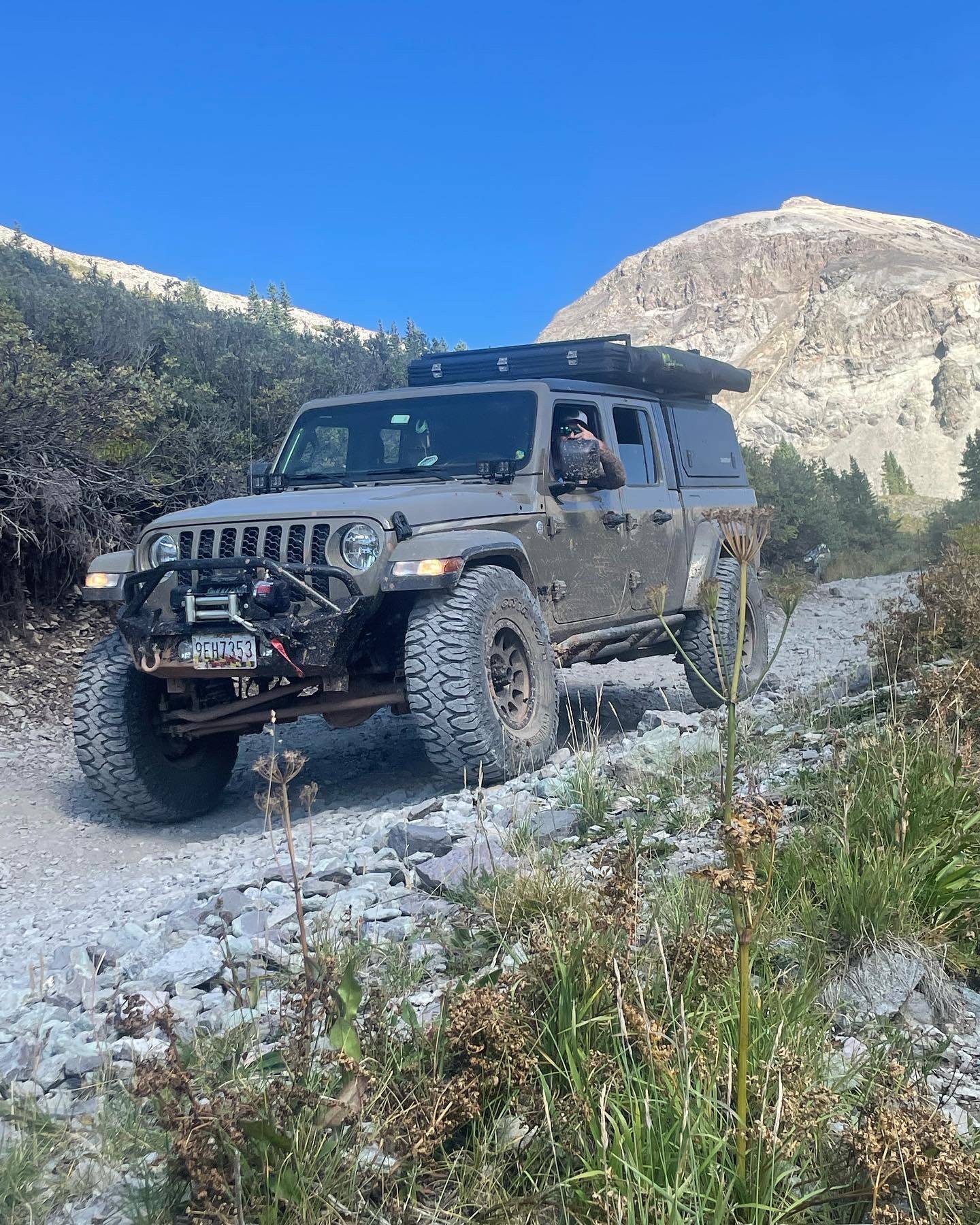 Jeep Gladiator 2020 Jeep Gladiator Sport S Max Tow w/ 3.5" Clayton Overland Lift on 38" 13.5 Milestar Pats 322AC9EB-BB29-48D4-A8BB-53934BB8D5F0.JPG