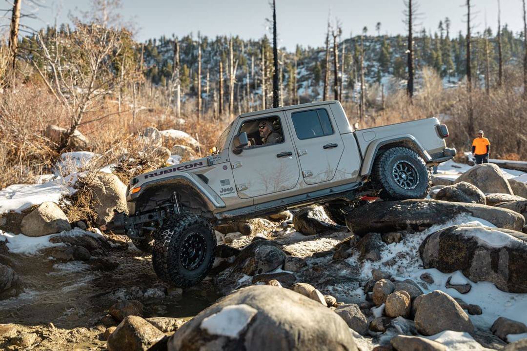 Jeep Gladiator Gladiators Snow Wheeling - Post Your Pics! 7C67C6C3-A79E-46E2-9BA8-D1820E08294E.JPG