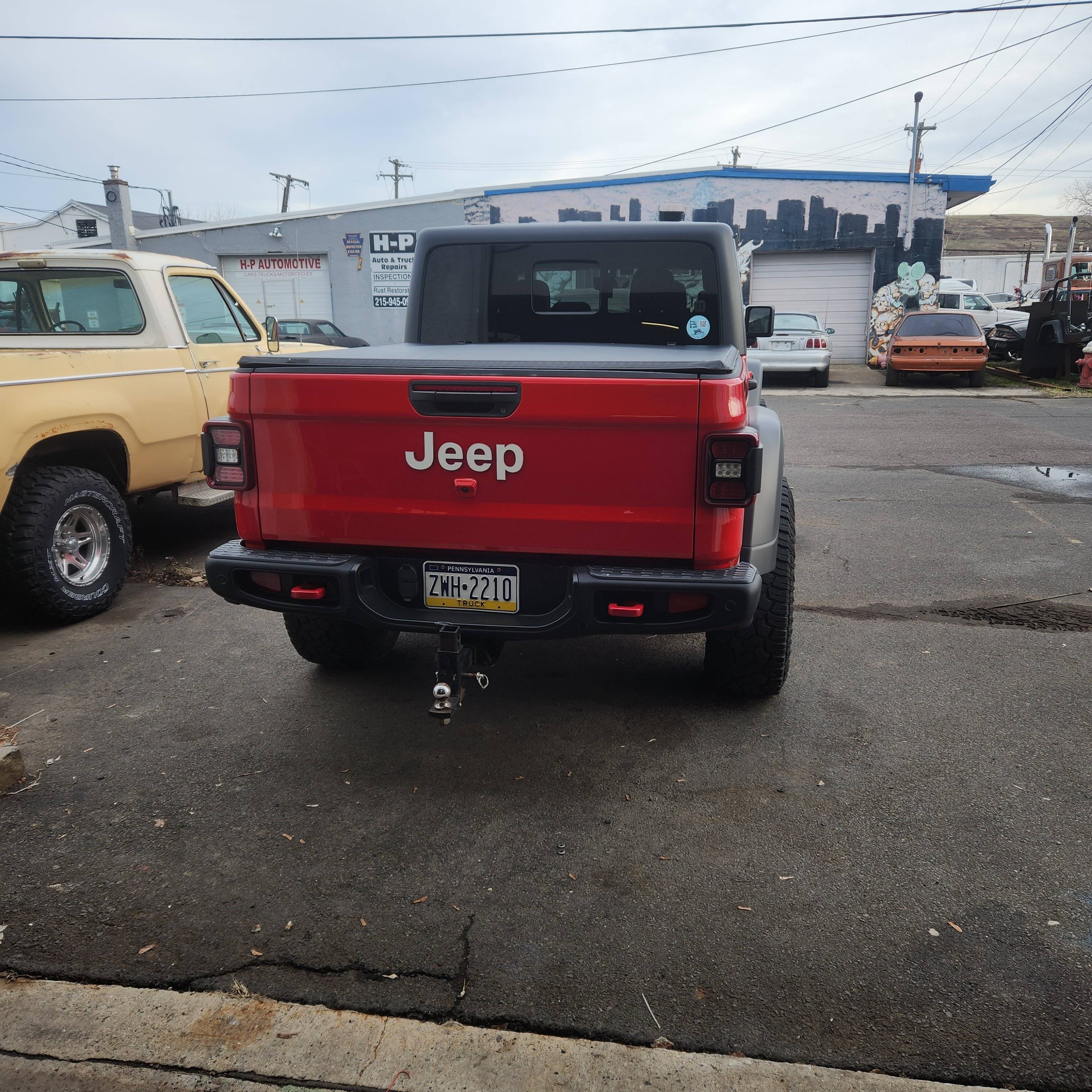 Jeep Gladiator Trying 37's 17050890840554444908176942863343
