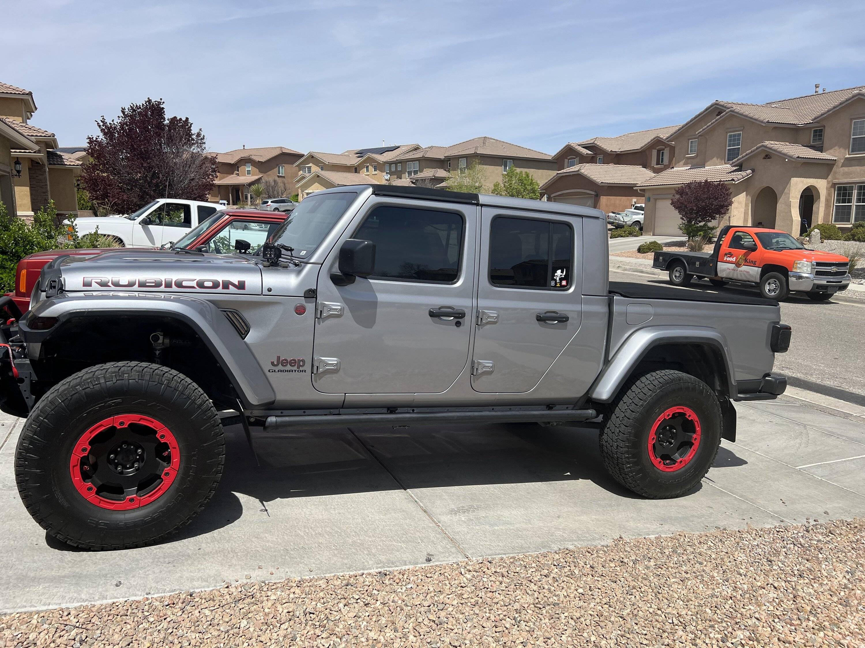 Jeep Gladiator Stock Launch Edition Bed Cover Full truck 