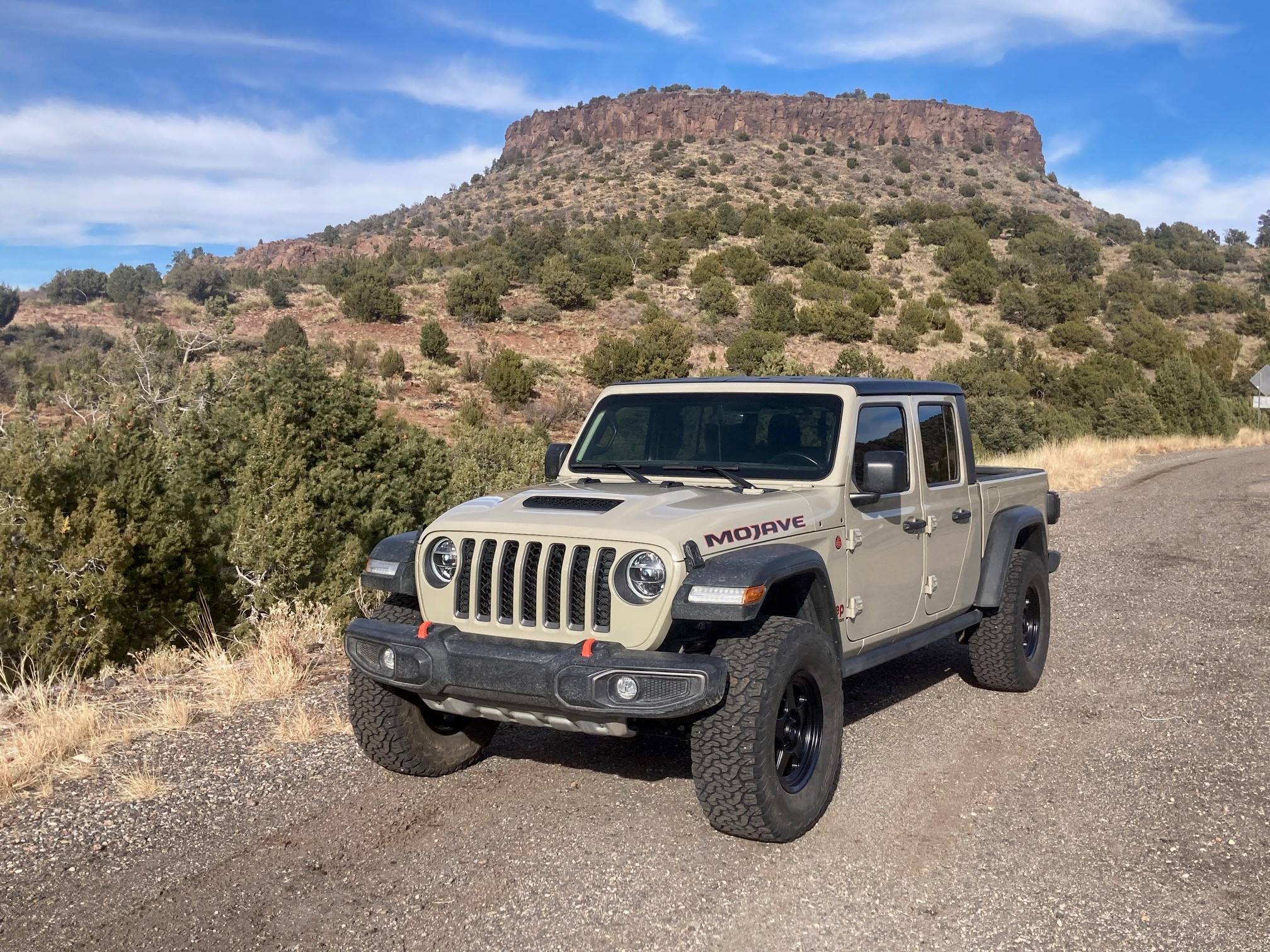 Jeep Gladiator KMC Lobos Mo 2