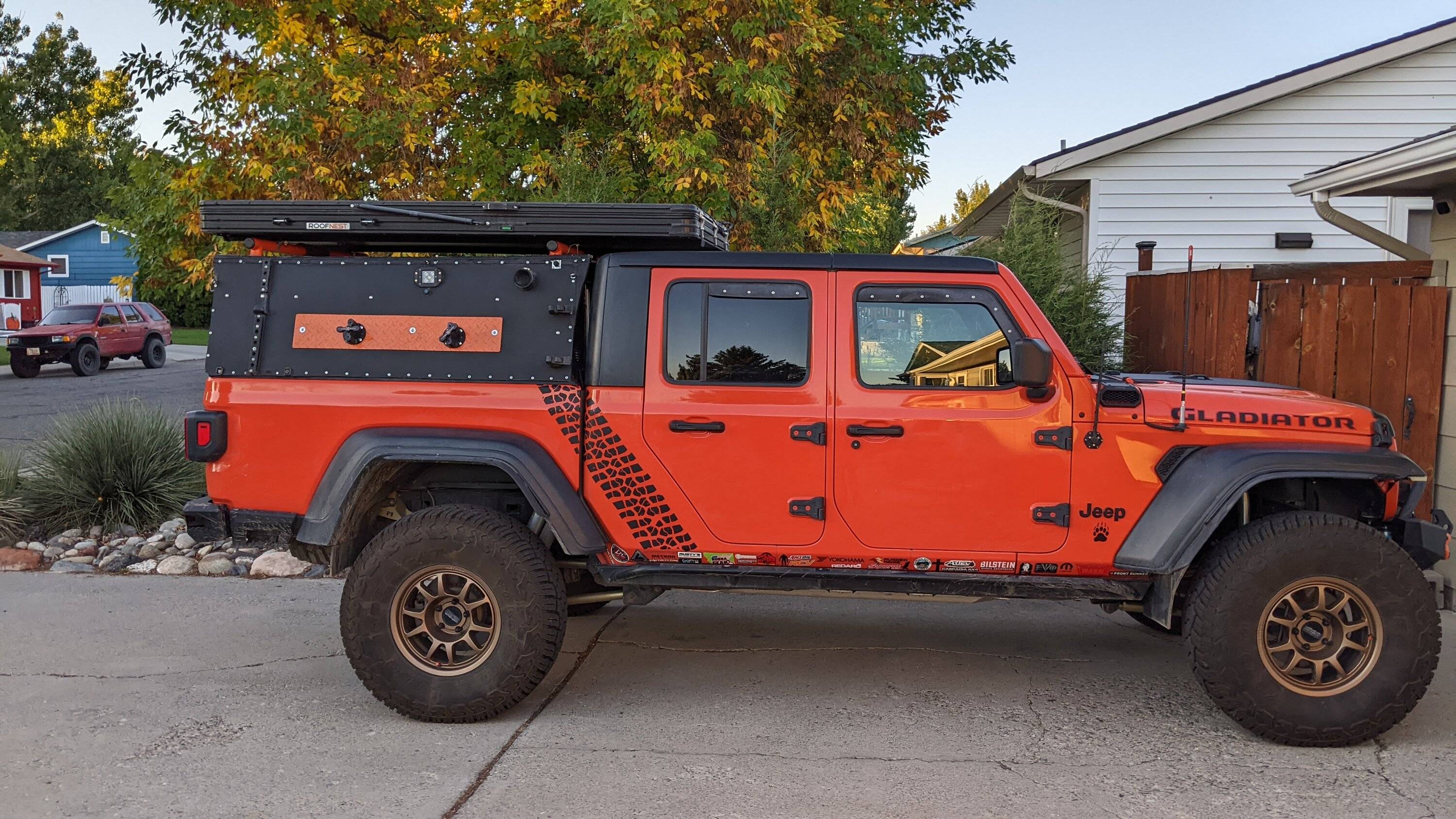 Jeep Gladiator 2020 Jeep Gladiator Sport S Max Tow w/ 3.5" Clayton Overland Lift on 38" 13.5 Milestar Pats PXL_20230927_003549585