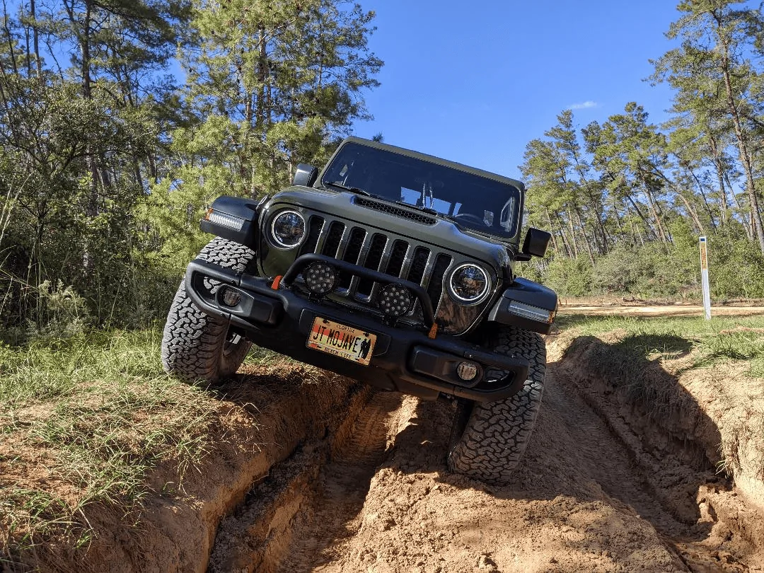 Jeep Gladiator Happy Fri-YAY!!! Let's see those Front End Selfies!!! 1705333058238