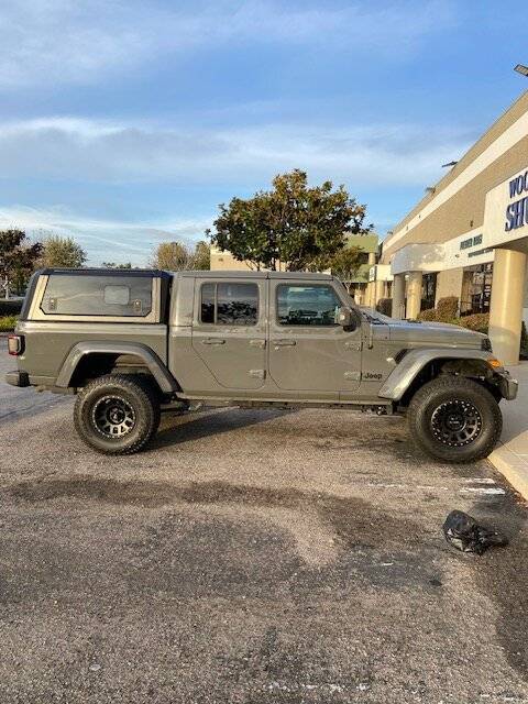 Jeep Gladiator Lets see those Sport S Gladiators with 35" tires and wheels !! IMG_3228