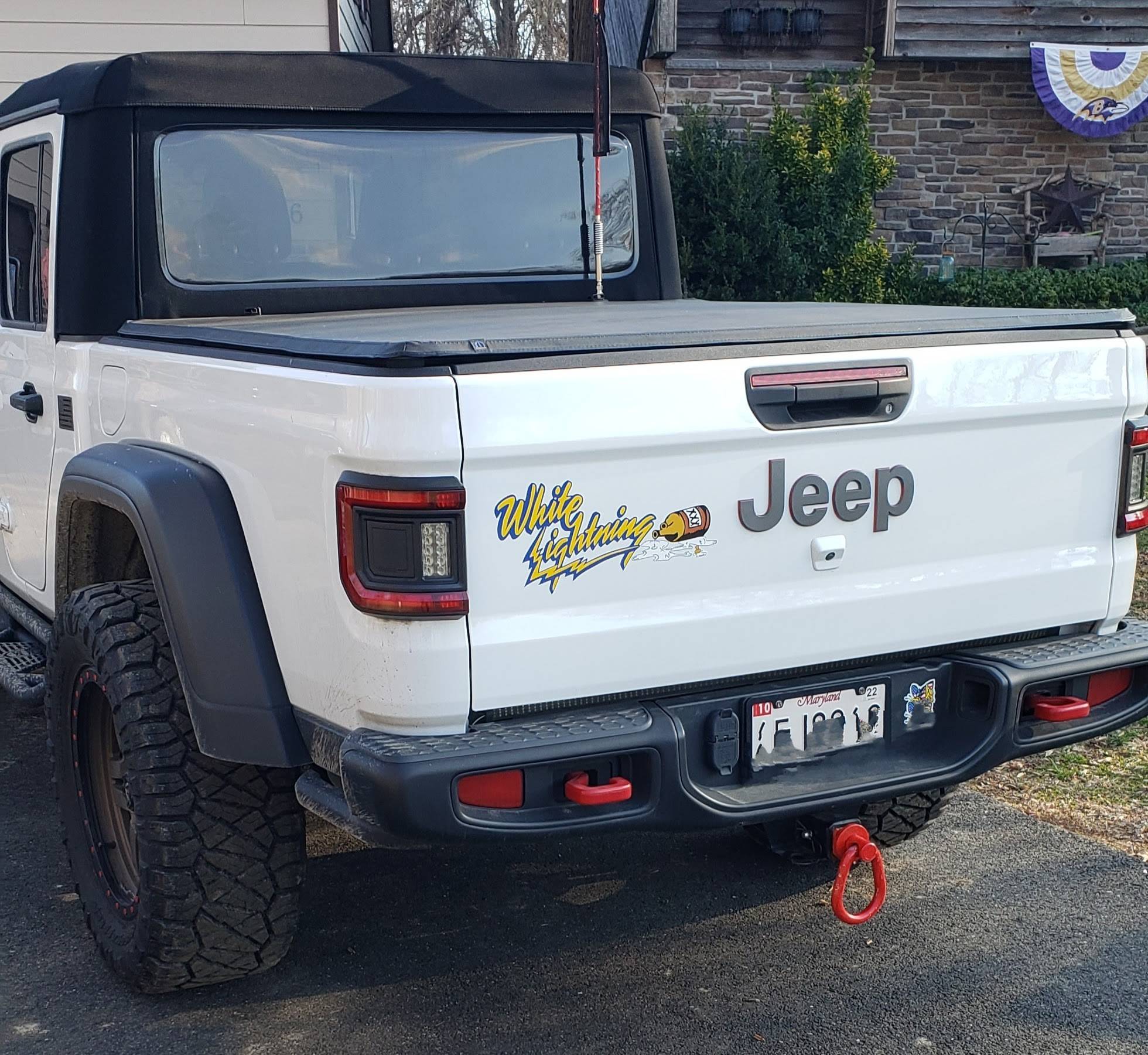 Jeep Gladiator It's Tushy Tuesday! Let's see those rear photos 1000001716