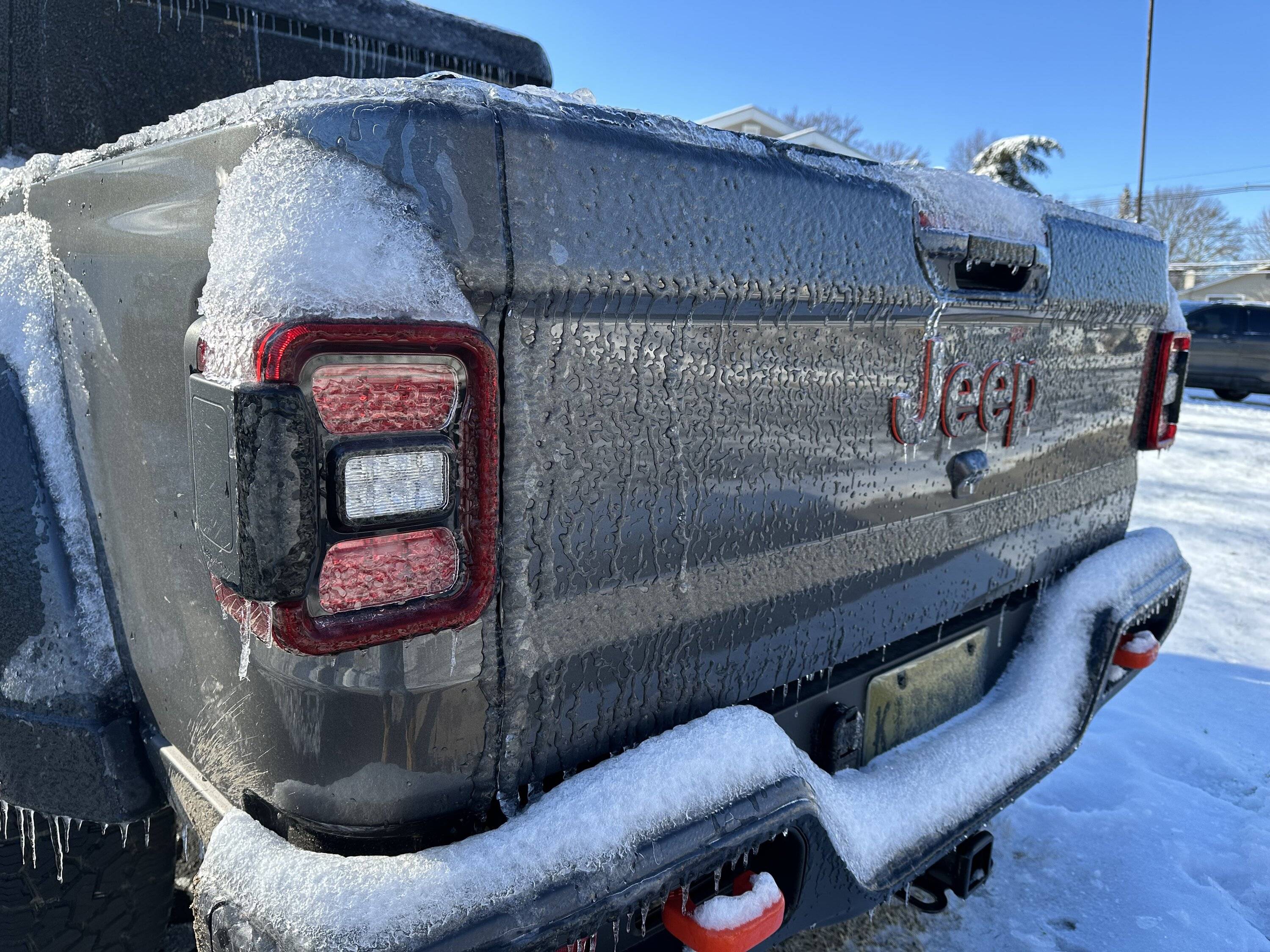 Jeep Gladiator Happy Wednesday!!! Let's see those ? Ice/ Sn❄w photos!!! IMG_2796