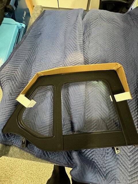 Jeep Gladiator 2 sets of Half Doors White and Granite Crystal img_0520-