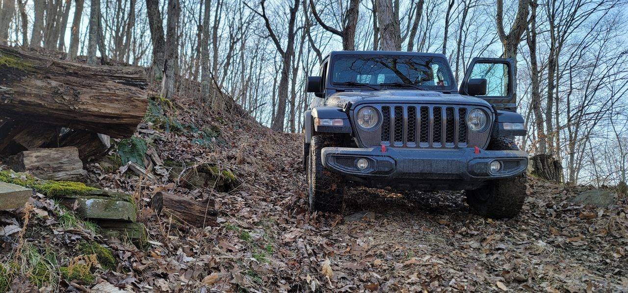 Jeep Gladiator Happy Fri-YAY!!! Let's see those Front End Selfies!!! 20220216_150329