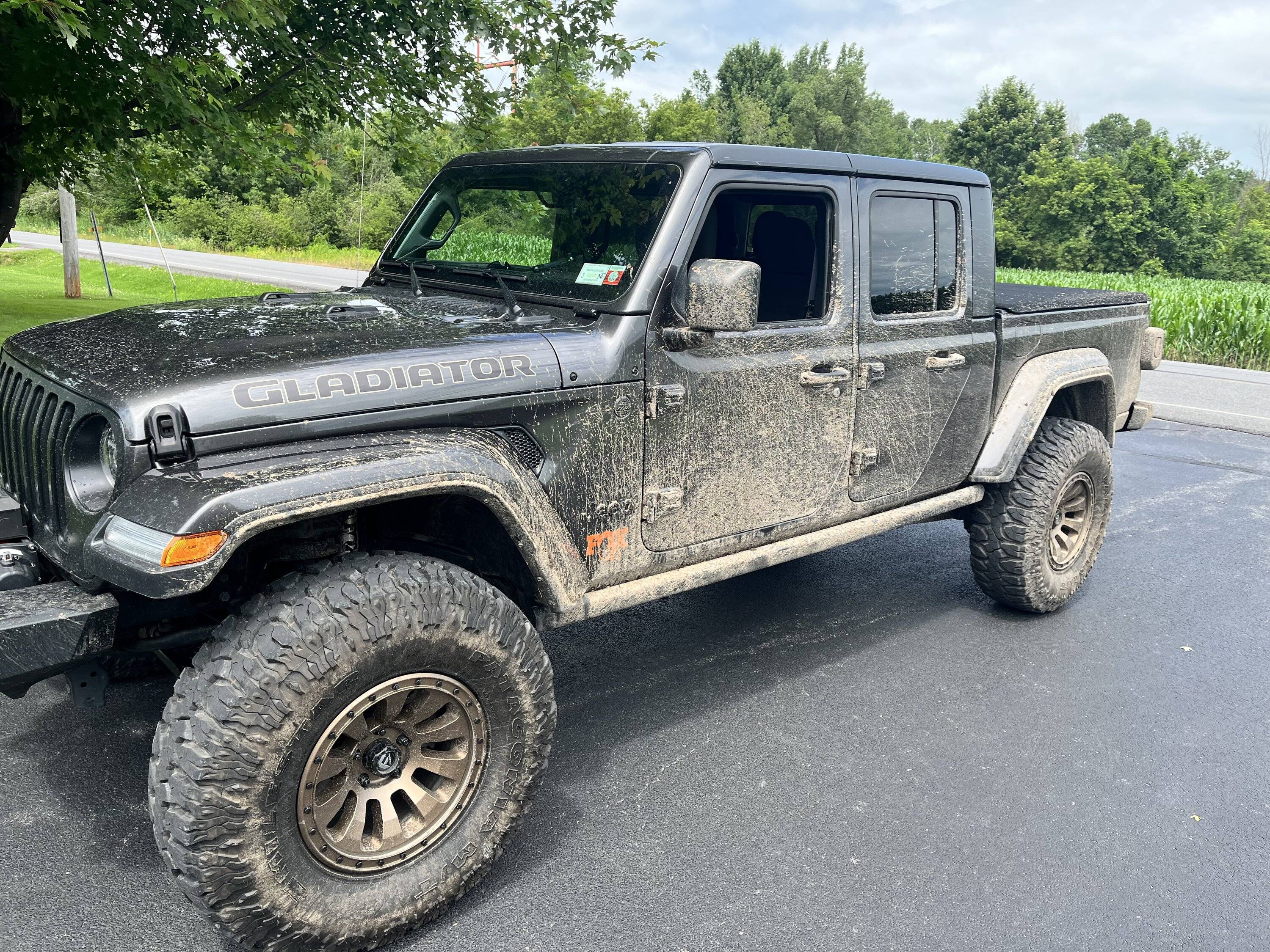 Jeep Gladiator Throwback Thursday!!! Let's see those trade-ins vs what you have now photos!!! 1705607185455