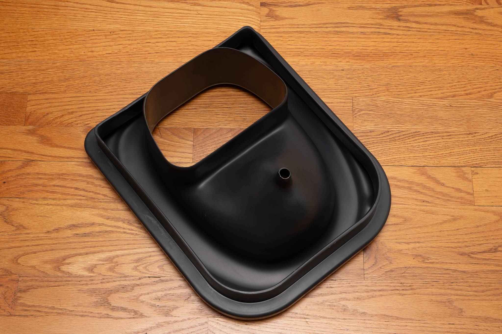 Jeep Gladiator [SOLD] Camping Toilet – Trelino Origin M, clean and sanitized 20240118-Z62_3577