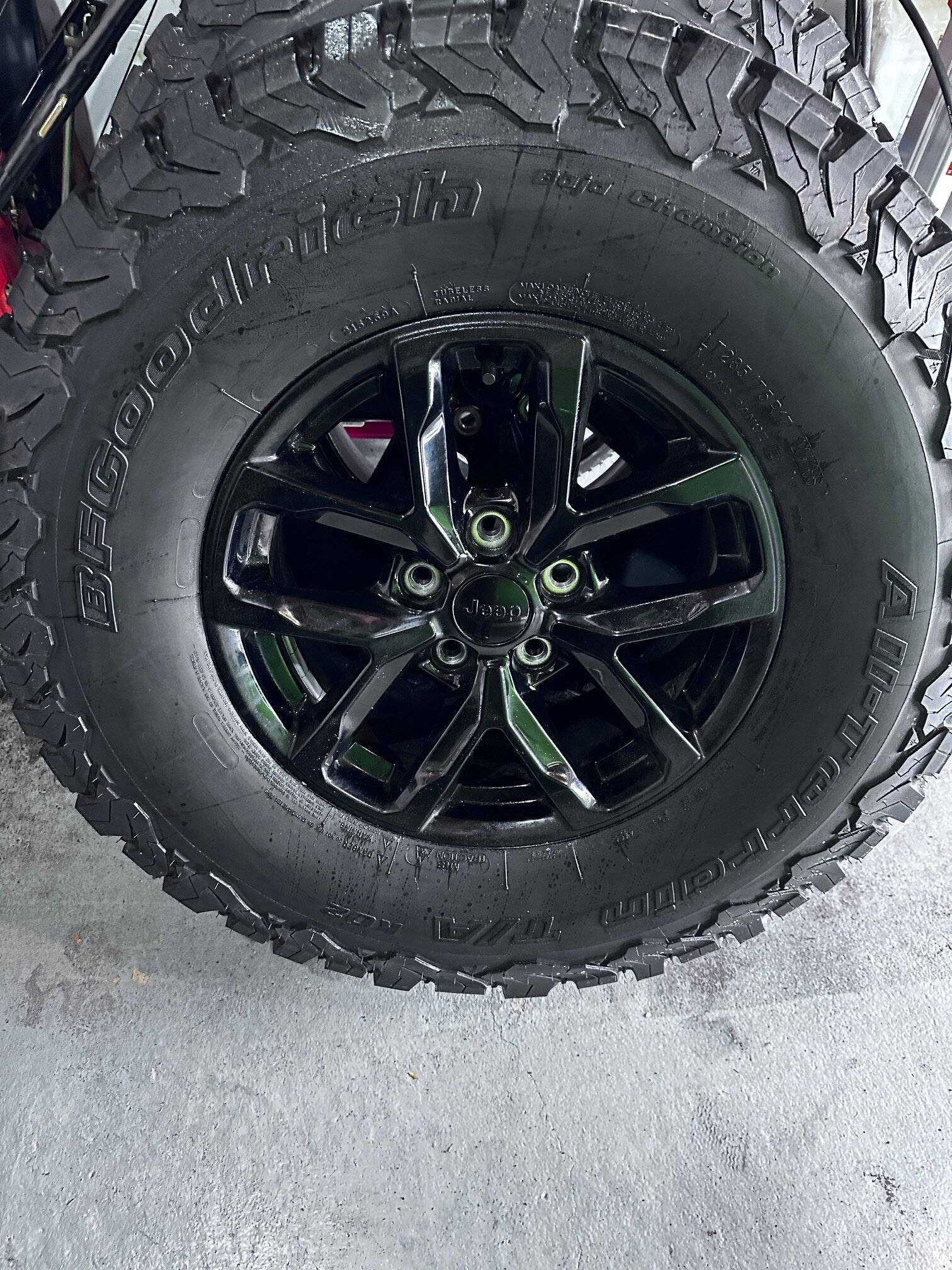 Jeep Gladiator Jeep Gladiator Wheels and BFG KO2 285/75R17 IMG_6071.JPG