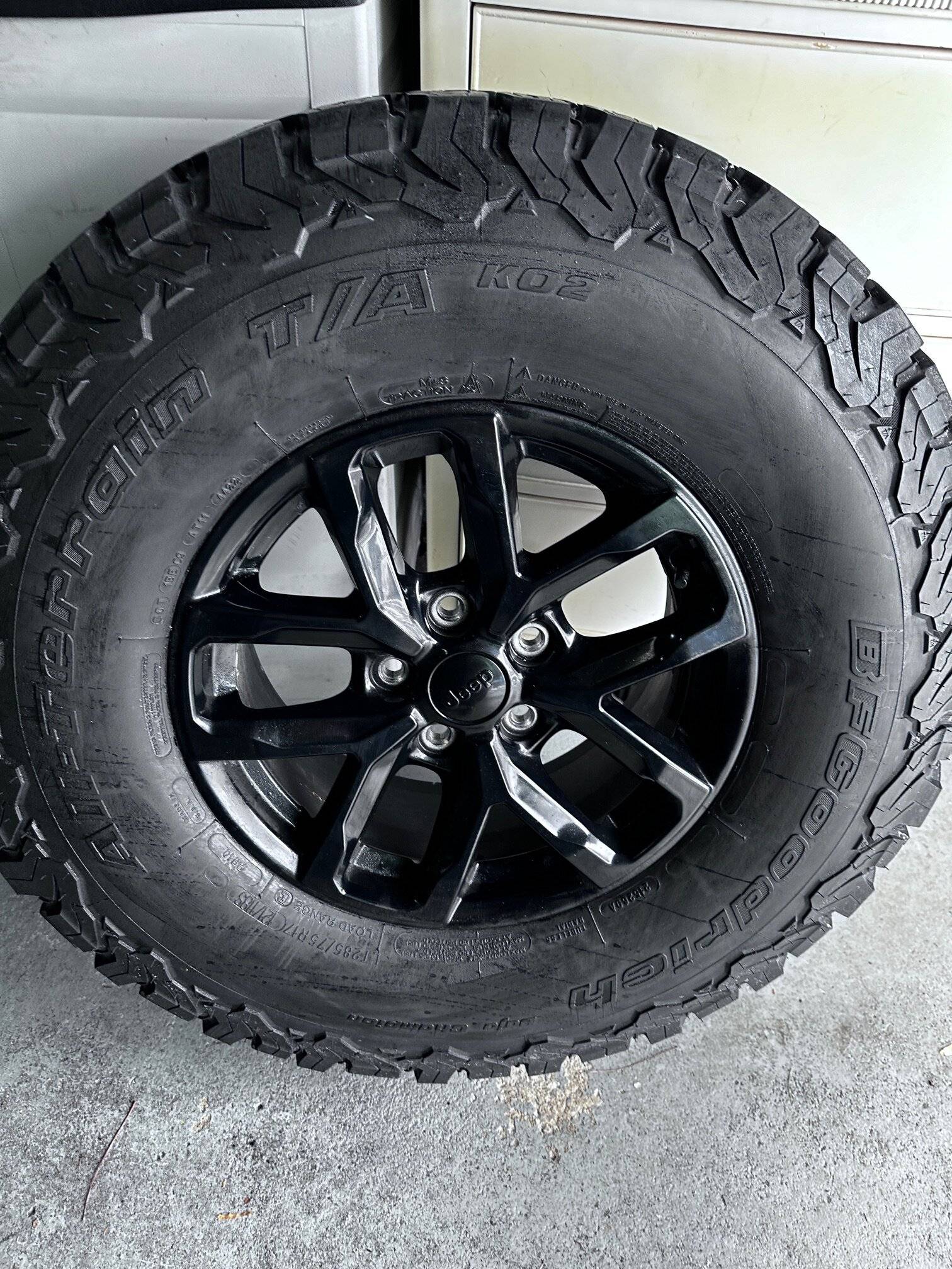 Jeep Gladiator Jeep Gladiator Wheels and BFG KO2 285/75R17 IMG_6073.JPG