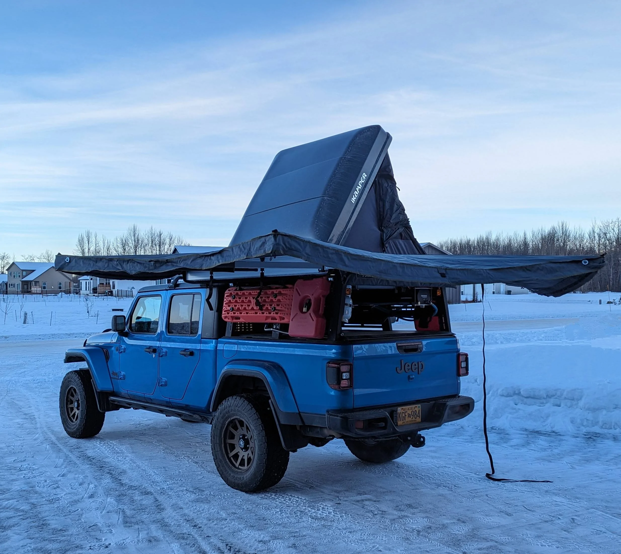 Jeep Gladiator Alaska Daily Drivers: Hydro Blue 80A and Bright White JTR PXL_20240118_231424211~2