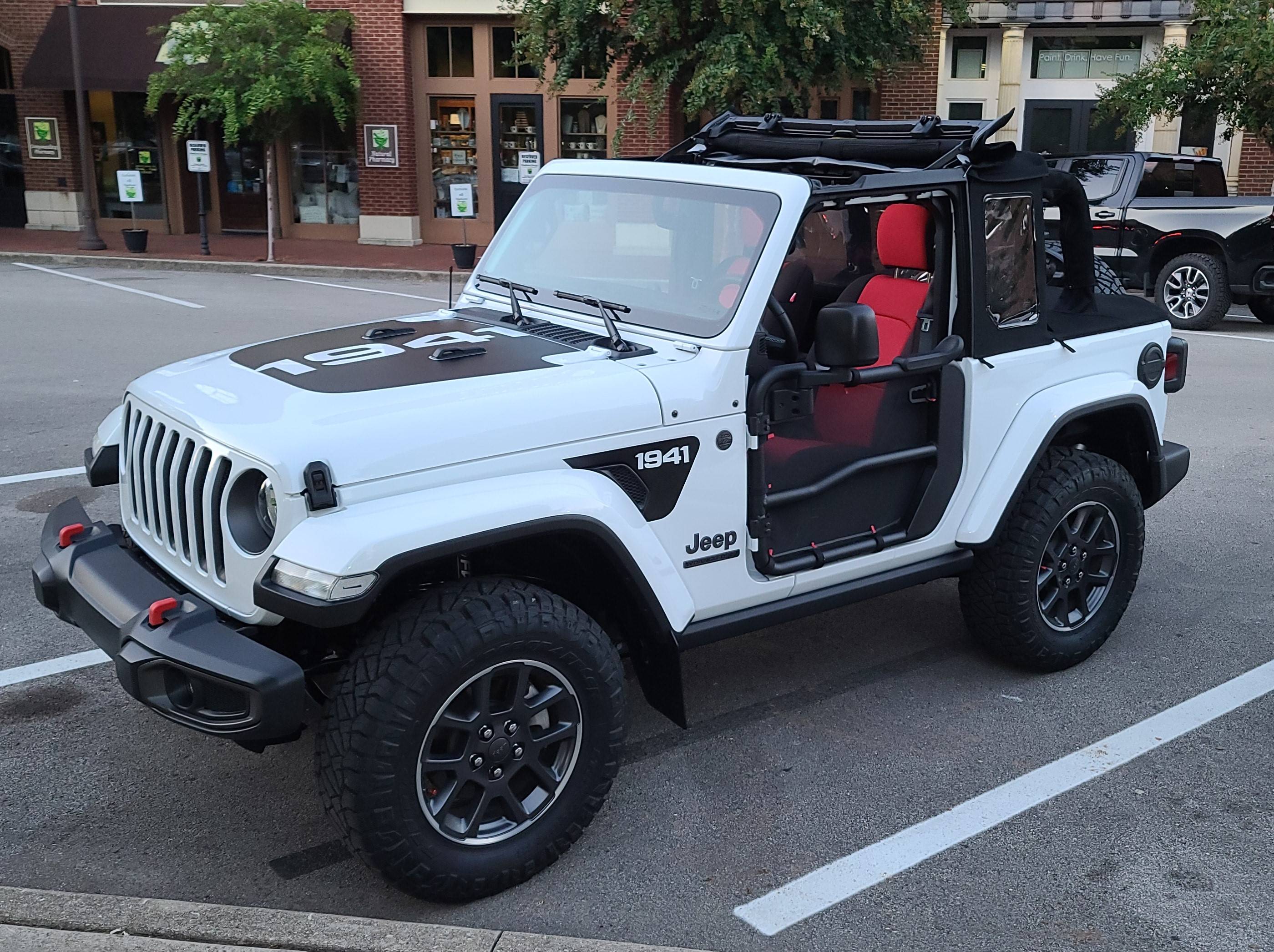 Jeep Gladiator 80th Anniversary 20220827_1915144442