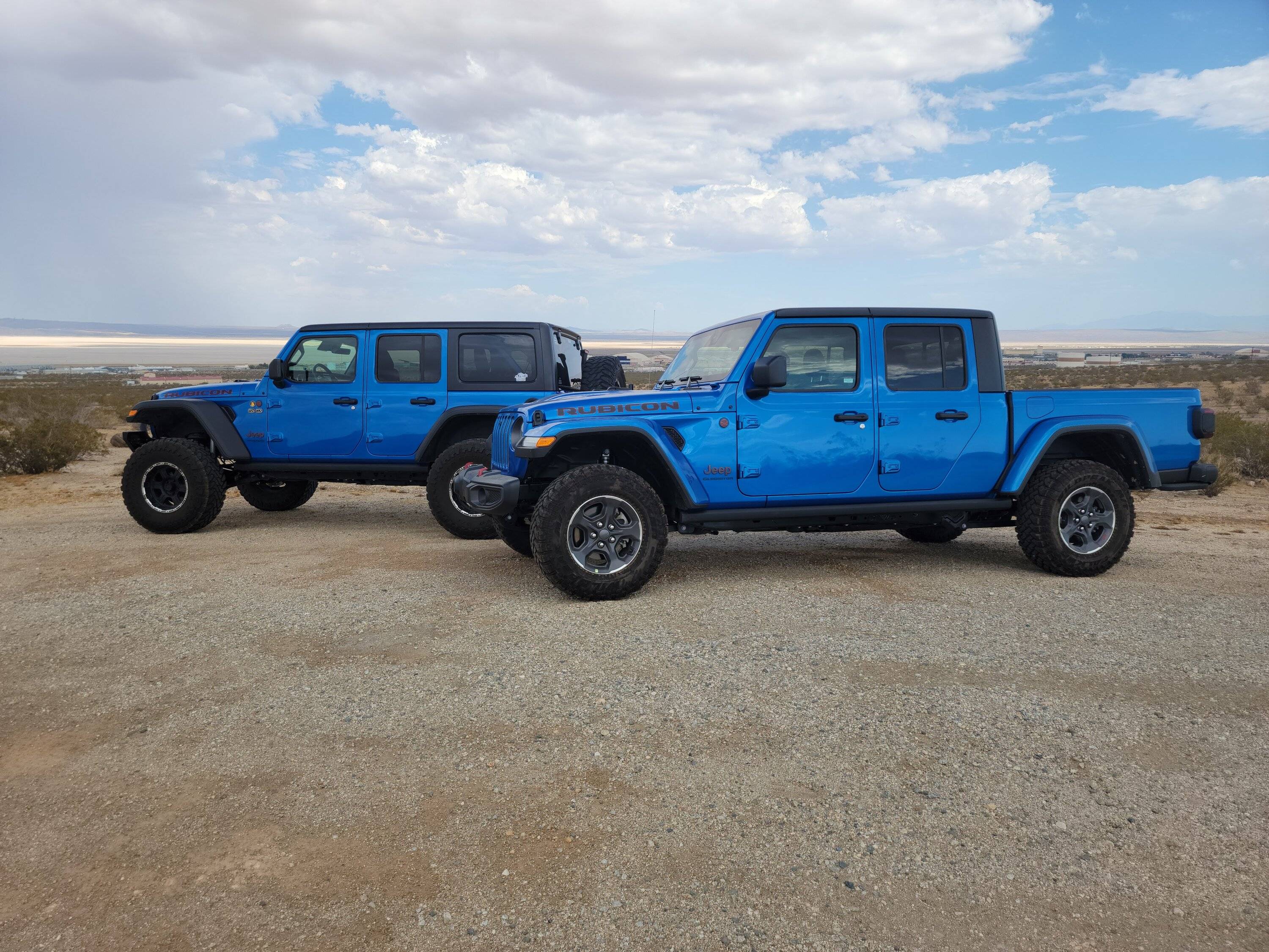 Jeep Gladiator Throwback Thursday!!! Let's see those trade-ins vs what you have now photos!!! 20220717_161511