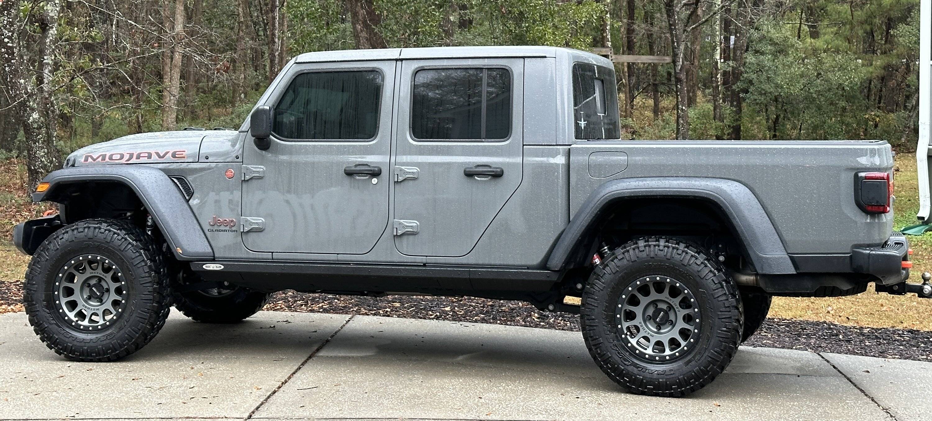 Jeep Gladiator Throwback Thursday!!! Let's see those trade-ins vs what you have now photos!!! IMG_0834