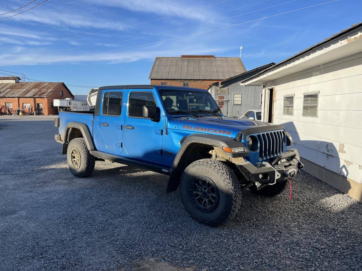 Jeep Gladiator Throwback Thursday!!! Let's see those trade-ins vs what you have now photos!!! 1-19-24-1209x907