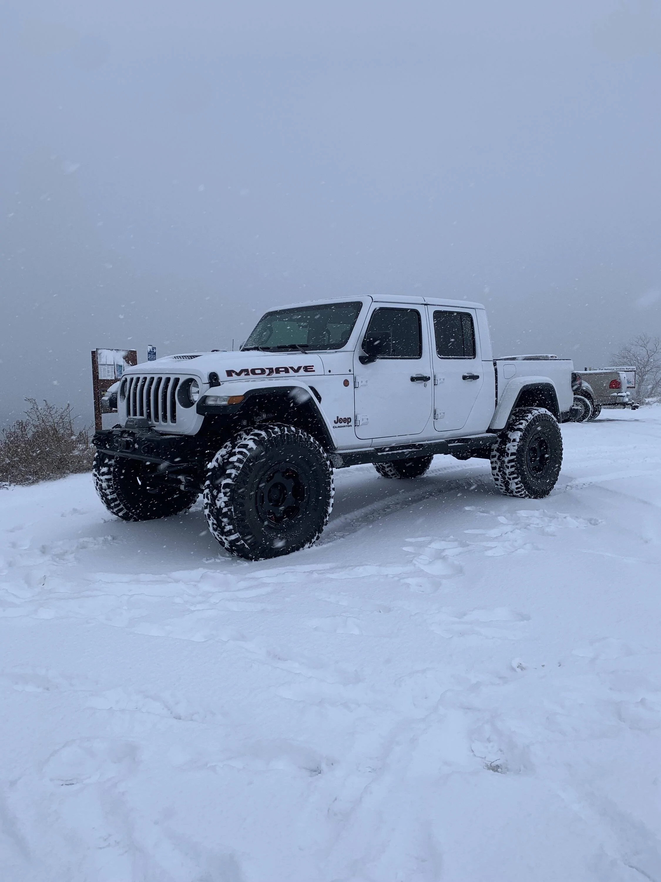 Jeep Gladiator Happy Wednesday!!! Let's see those ? Ice/ Sn❄w photos!!! IMG_3093