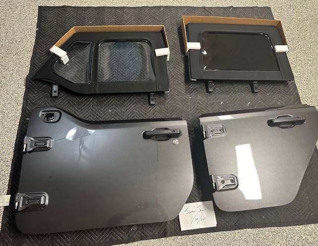 Jeep Gladiator Granite Crystal Half Doors $4,200 IMG_0544