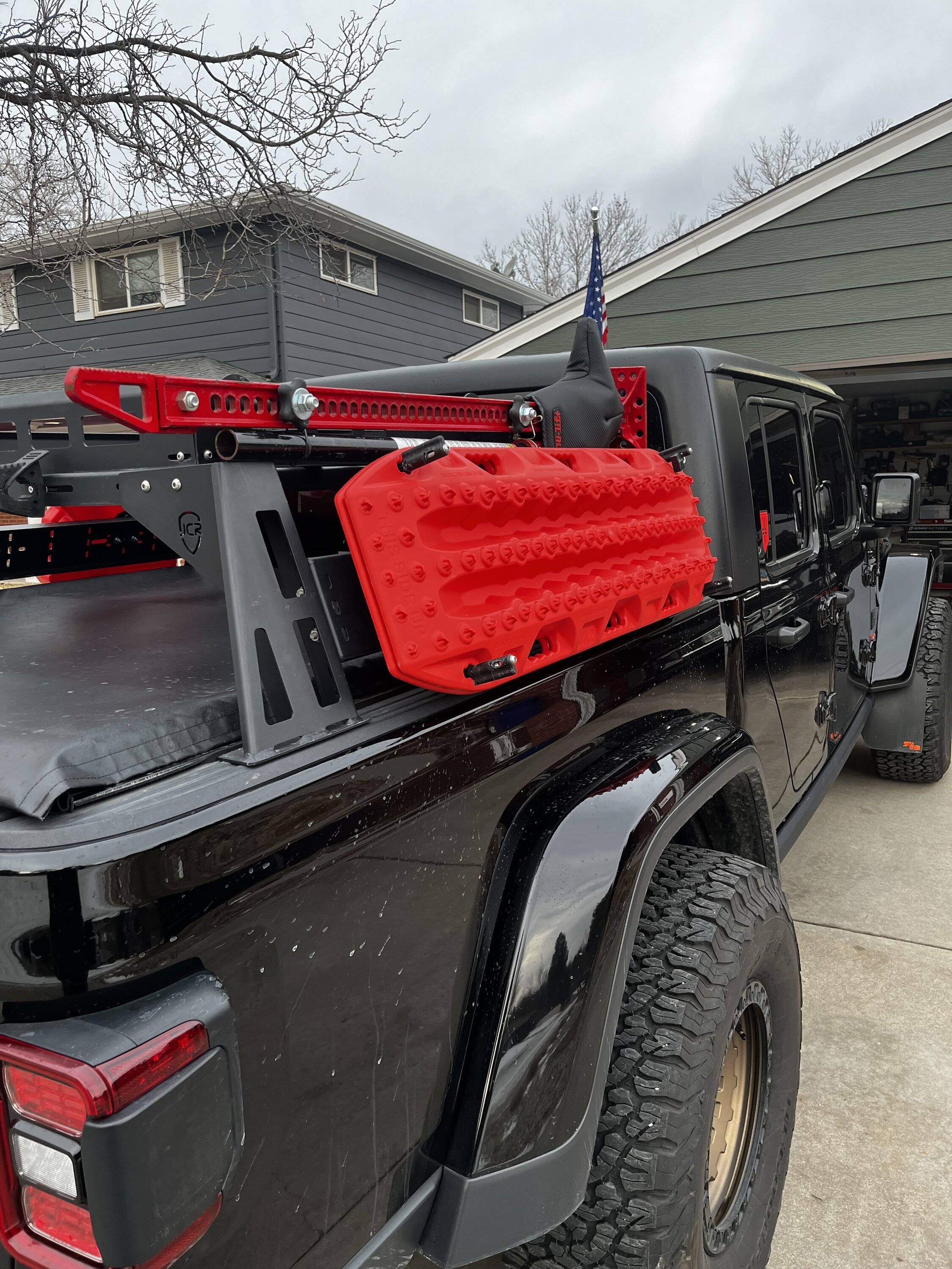 Jeep Gladiator Best bed racks!? IMG_3624