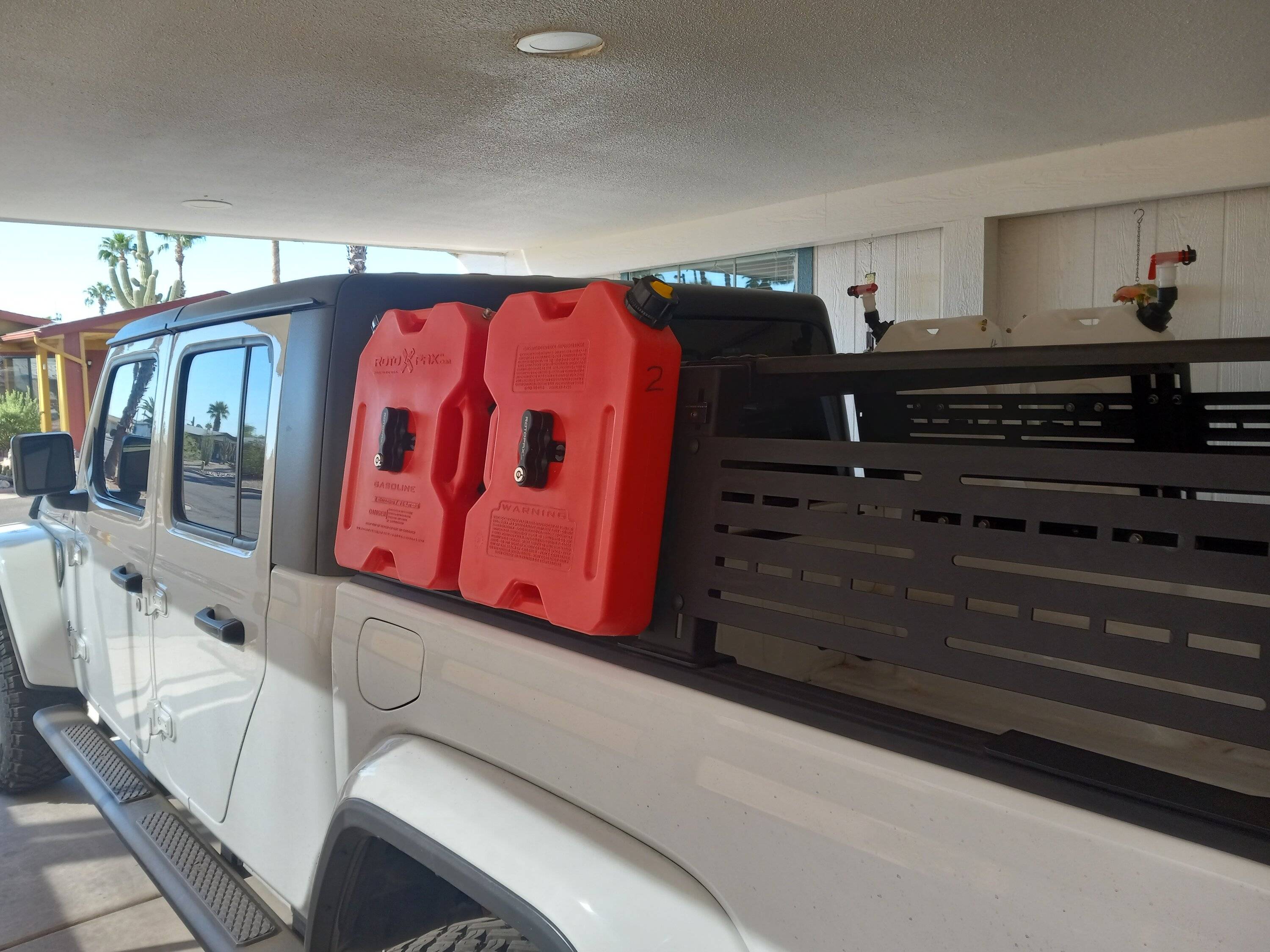 Jeep Gladiator Best bed racks!? 20230918_090010