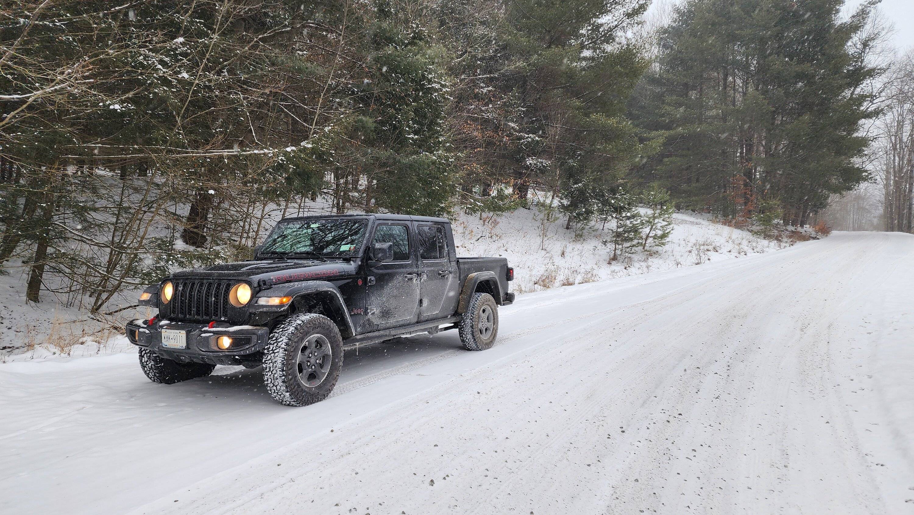 Jeep Gladiator Am I stupid to Keep in garage jeep-snow - Copy