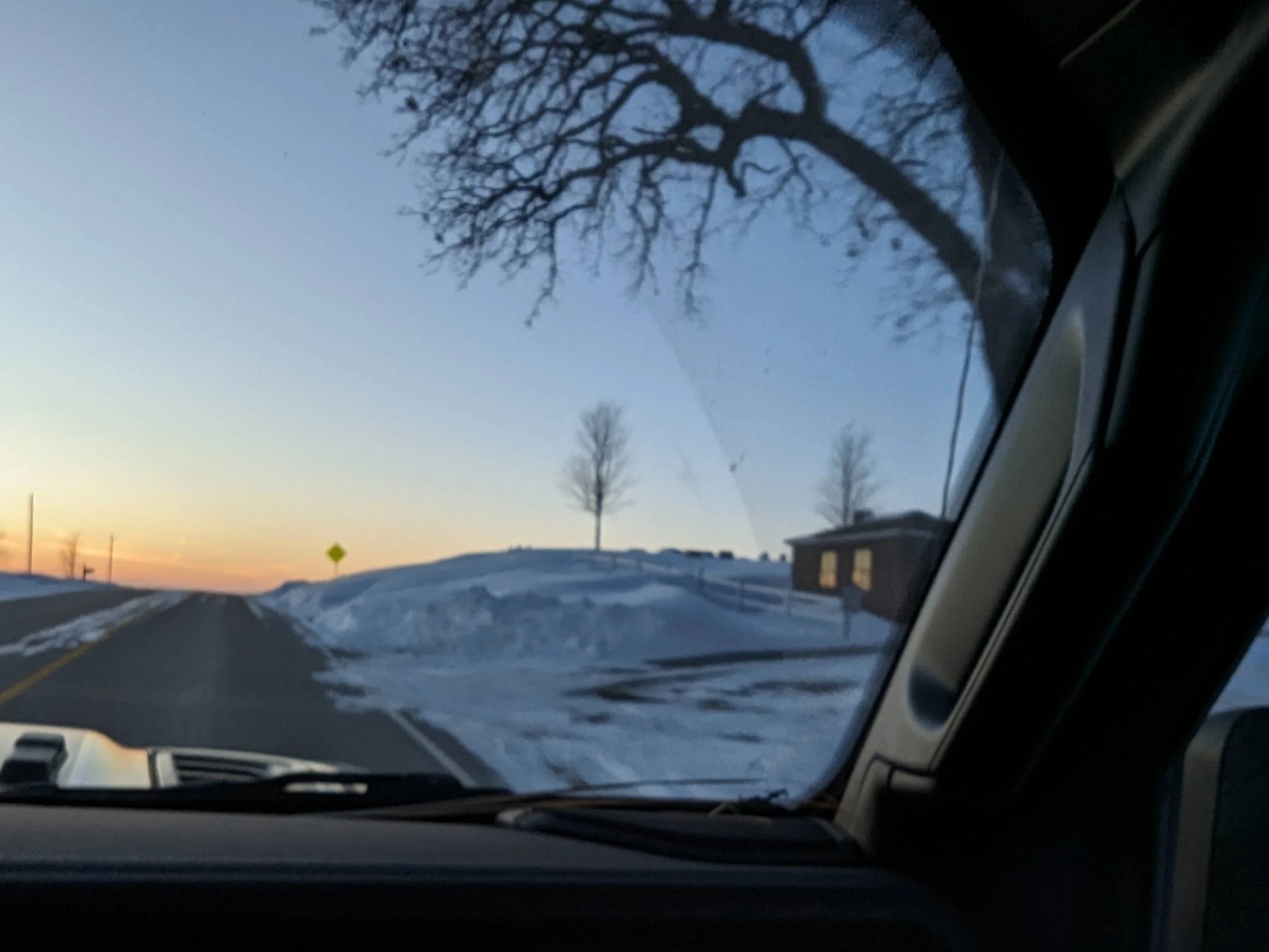 Jeep Gladiator Happy Wednesday!!! Let's see those ? Ice/ Sn❄w photos!!! PXL_20240120_232025032
