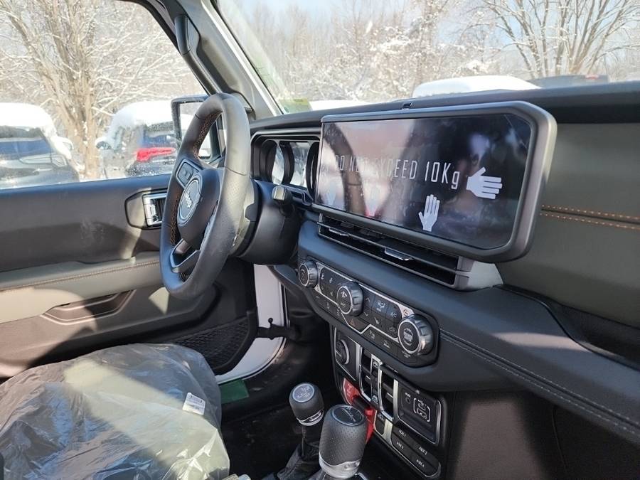 Jeep Gladiator 2024 Gladiator Mojave X Models Now Arriving at Dealers New-2024-Jeep-Gladiator-Mojave-ID6711533596-aHR0cDovL2ltYWdlcy51bml0c2ludmVudG9yeS5jb20vdXBsb