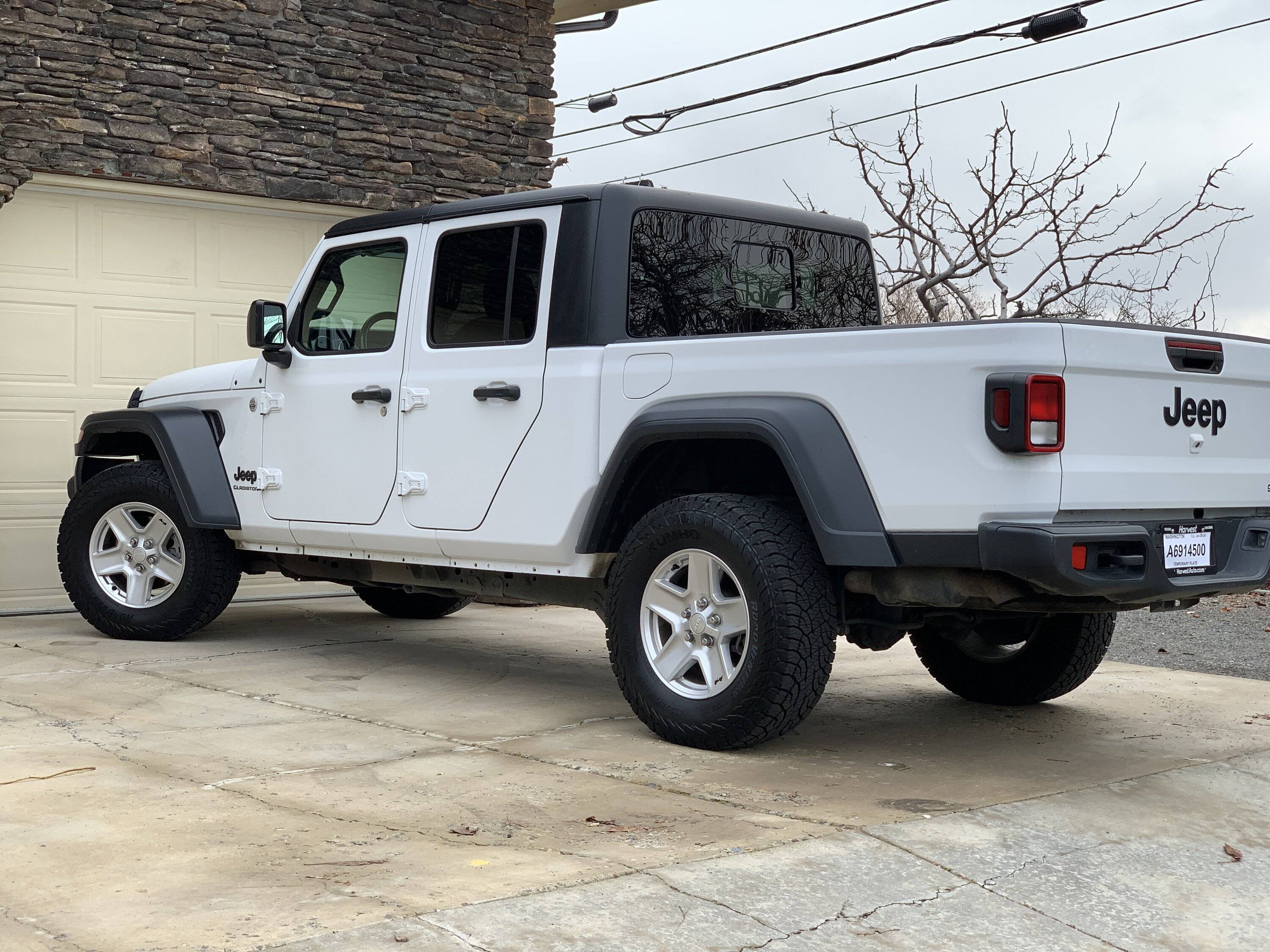 Jeep Gladiator Throwback Thursday!!! Let's see those trade-ins vs what you have now photos!!! IMG_2097