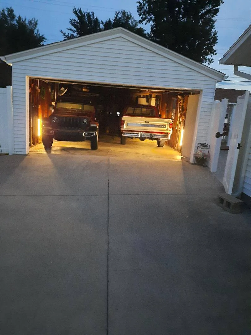 Jeep Gladiator Am I stupid to Keep in garage 85 dodge -13.0